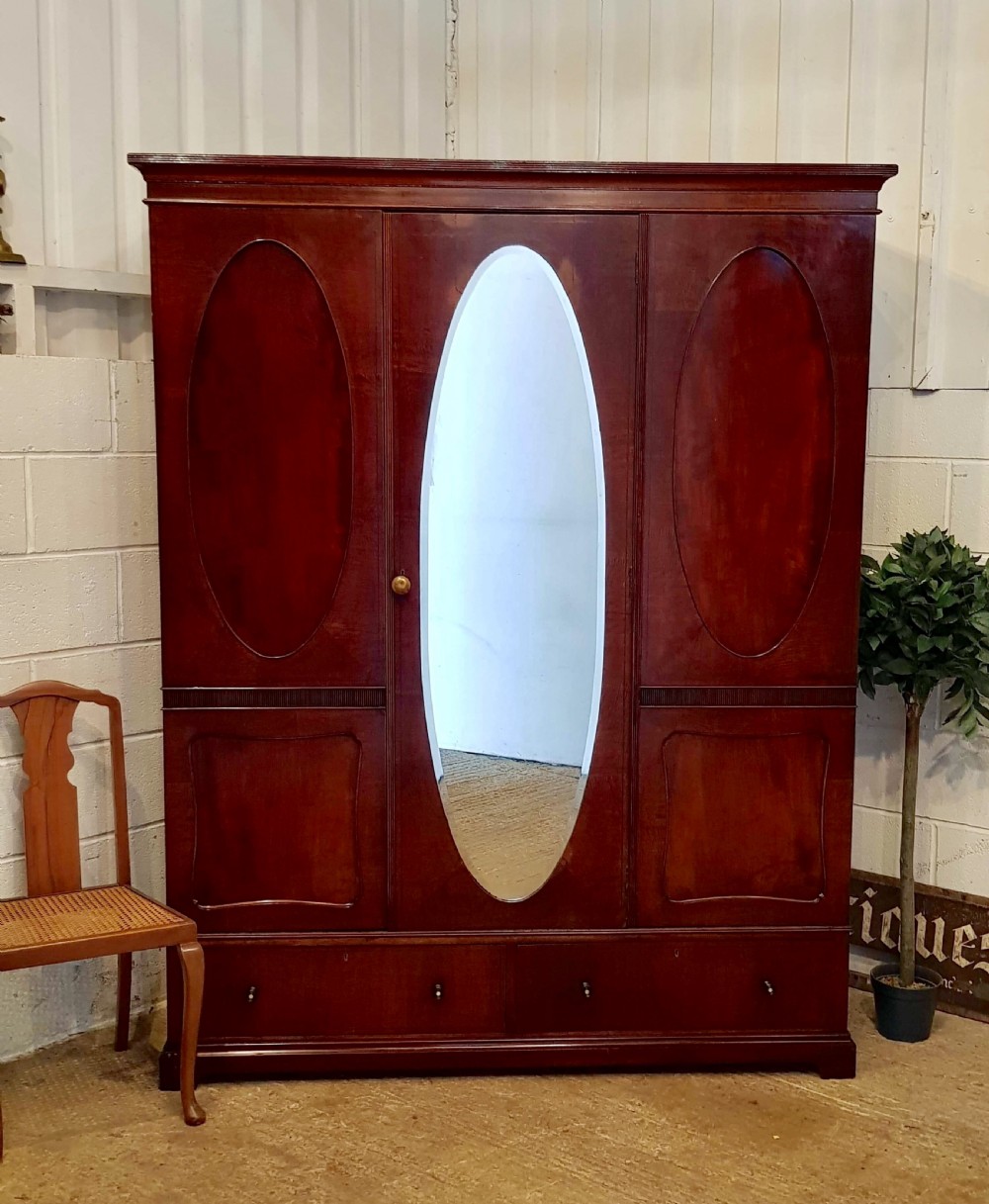 ANTIQUE EDWARDIAN REGENCY MAHOGANY DOUBLE WARDROBE C1900