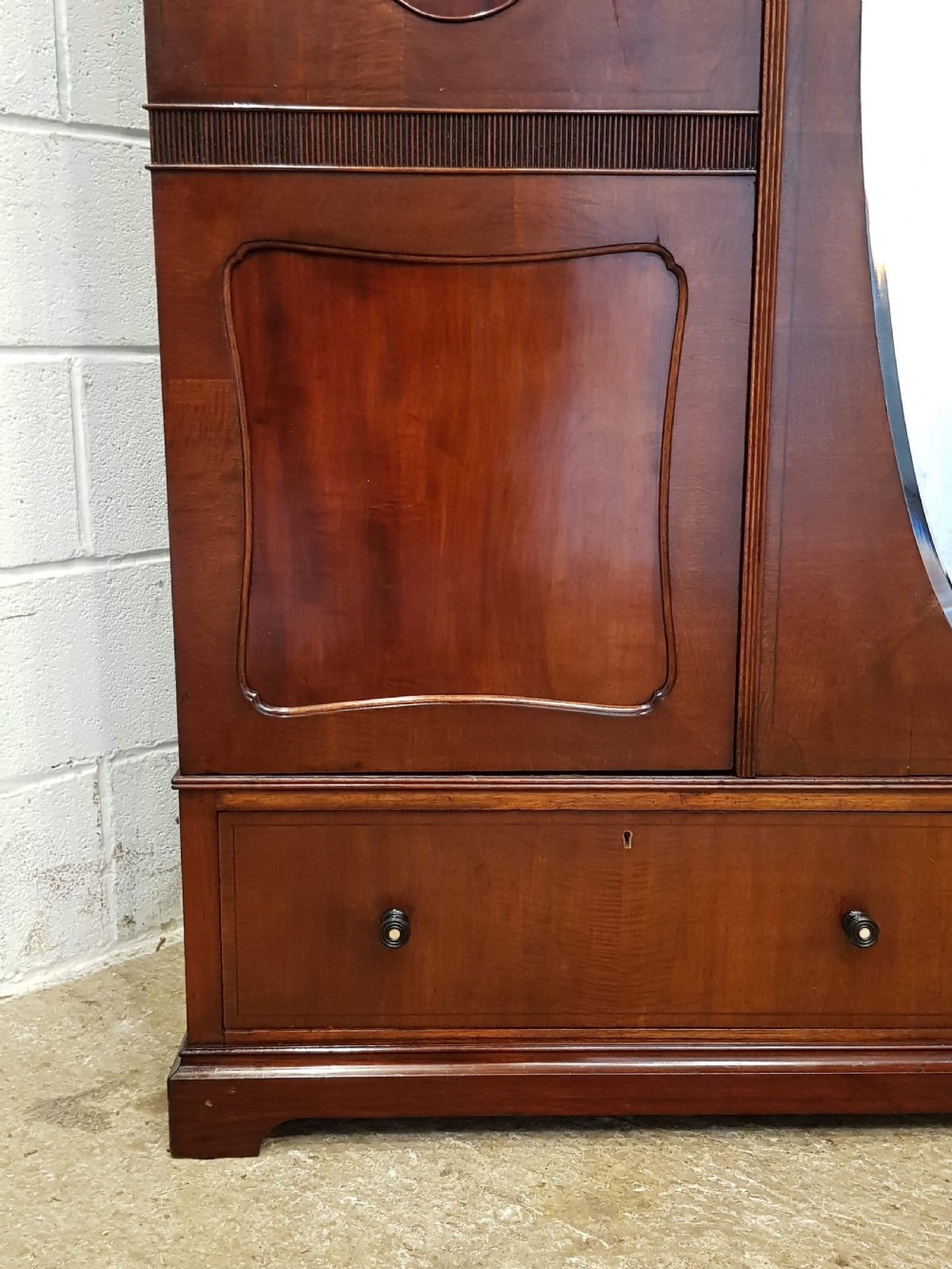 ANTIQUE EDWARDIAN REGENCY MAHOGANY DOUBLE WARDROBE C1900 View V