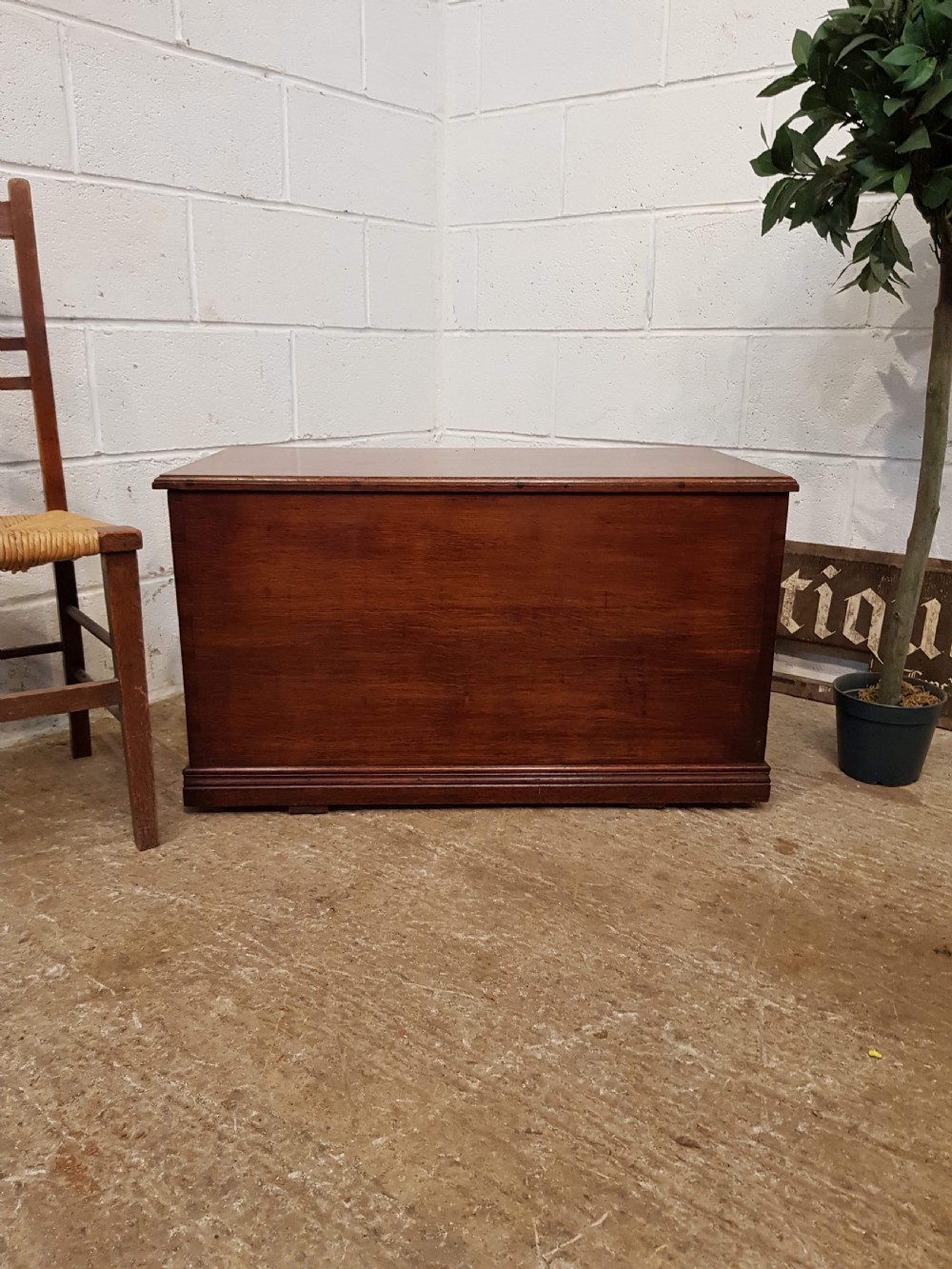 ANTIQUE LATE VICTORIAN OAK BLANKET BOX C1890 View IV