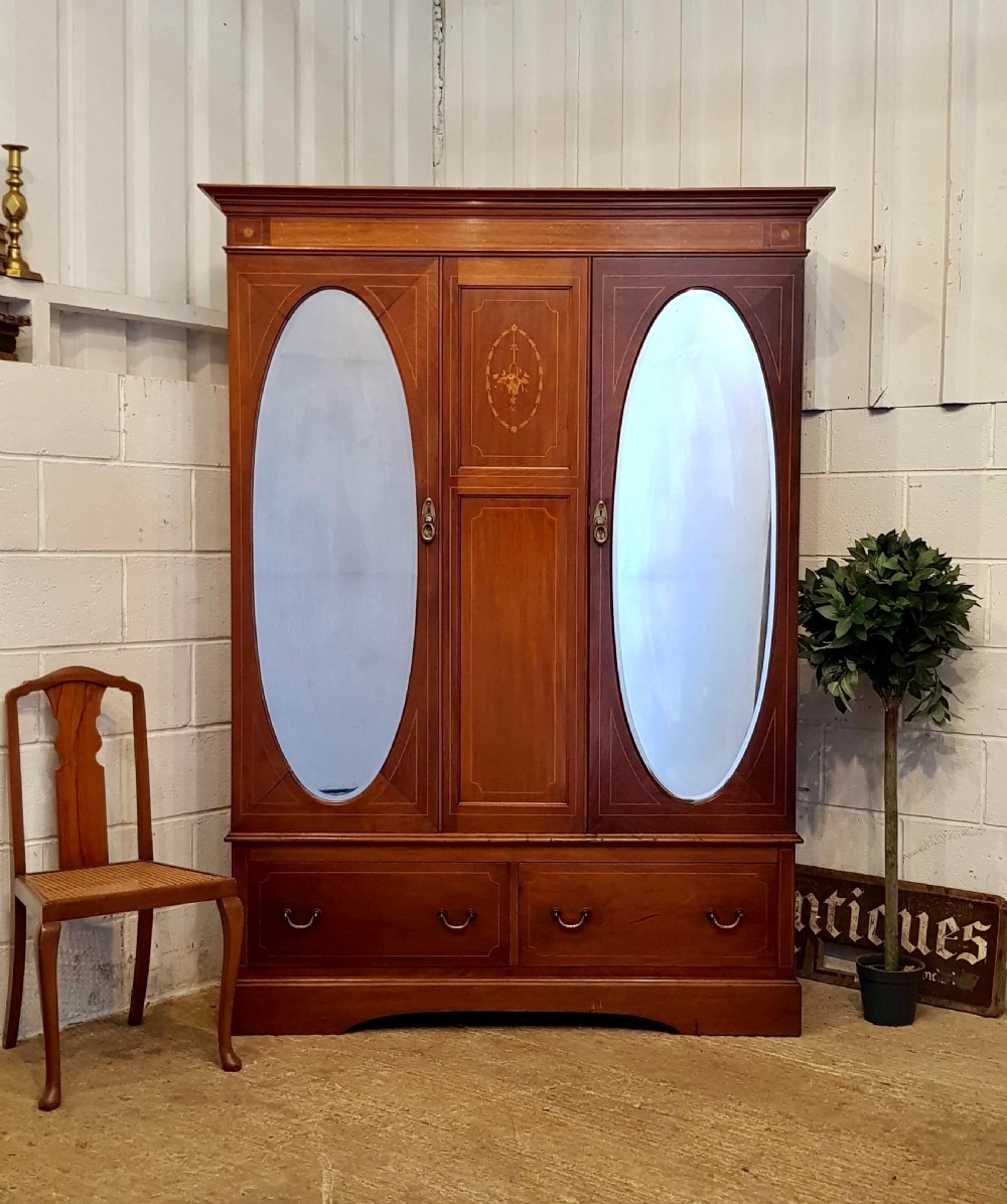 ANTIQUE EDWARDIAN MAHOGANY INLAID DOUBKE WARDROBE C1900