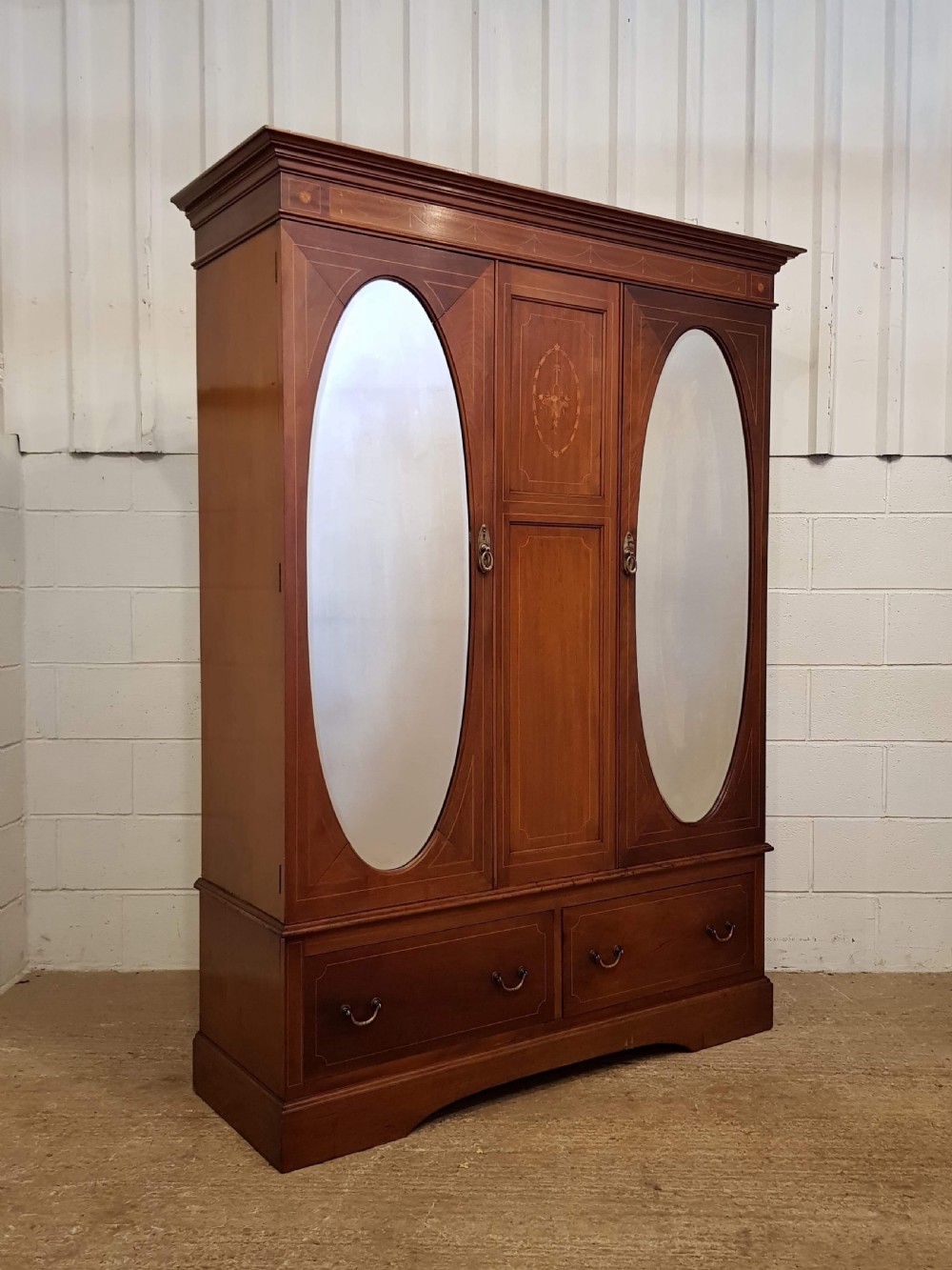 ANTIQUE EDWARDIAN MAHOGANY INLAID DOUBKE WARDROBE C1900 View IV