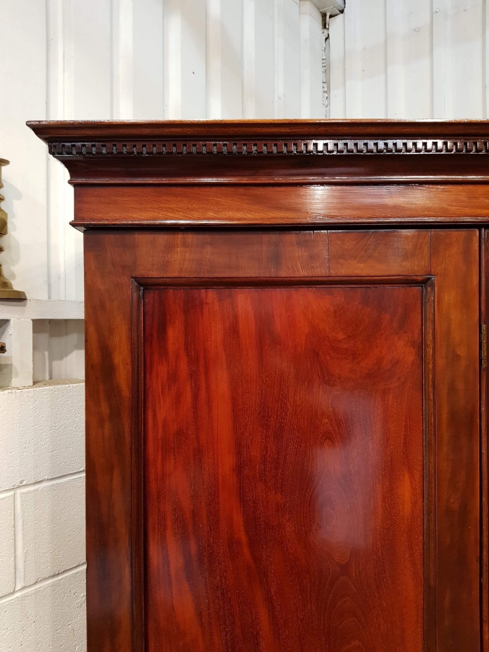 ANTIQUE VICTORIAN MAHOGANY TRIPLE WARDROBE C1880 View VI