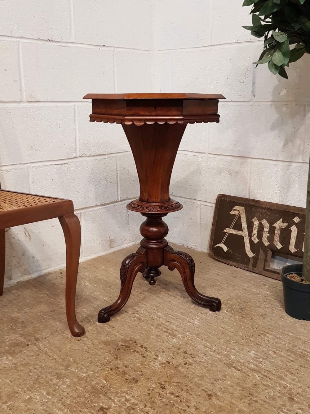 ANTIQUE VICTORIAN BURR WALNUT OCTAGONAL TRUMPET WORK TABLE C1880