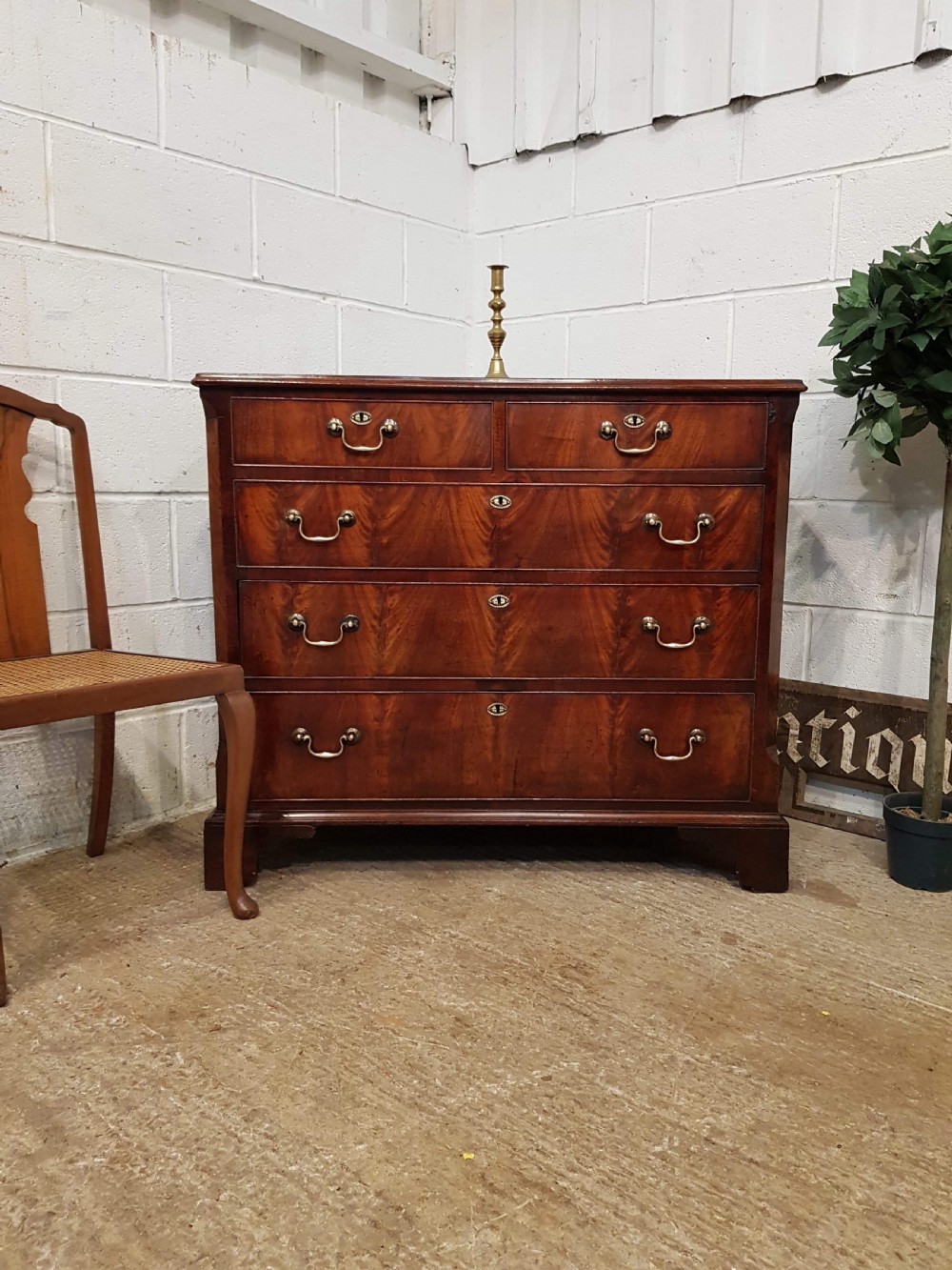 ANTIQUE 18TH CENTURY GEORGIAN PERIOD MAHOGANY CHEST OF DRAWERS C1780