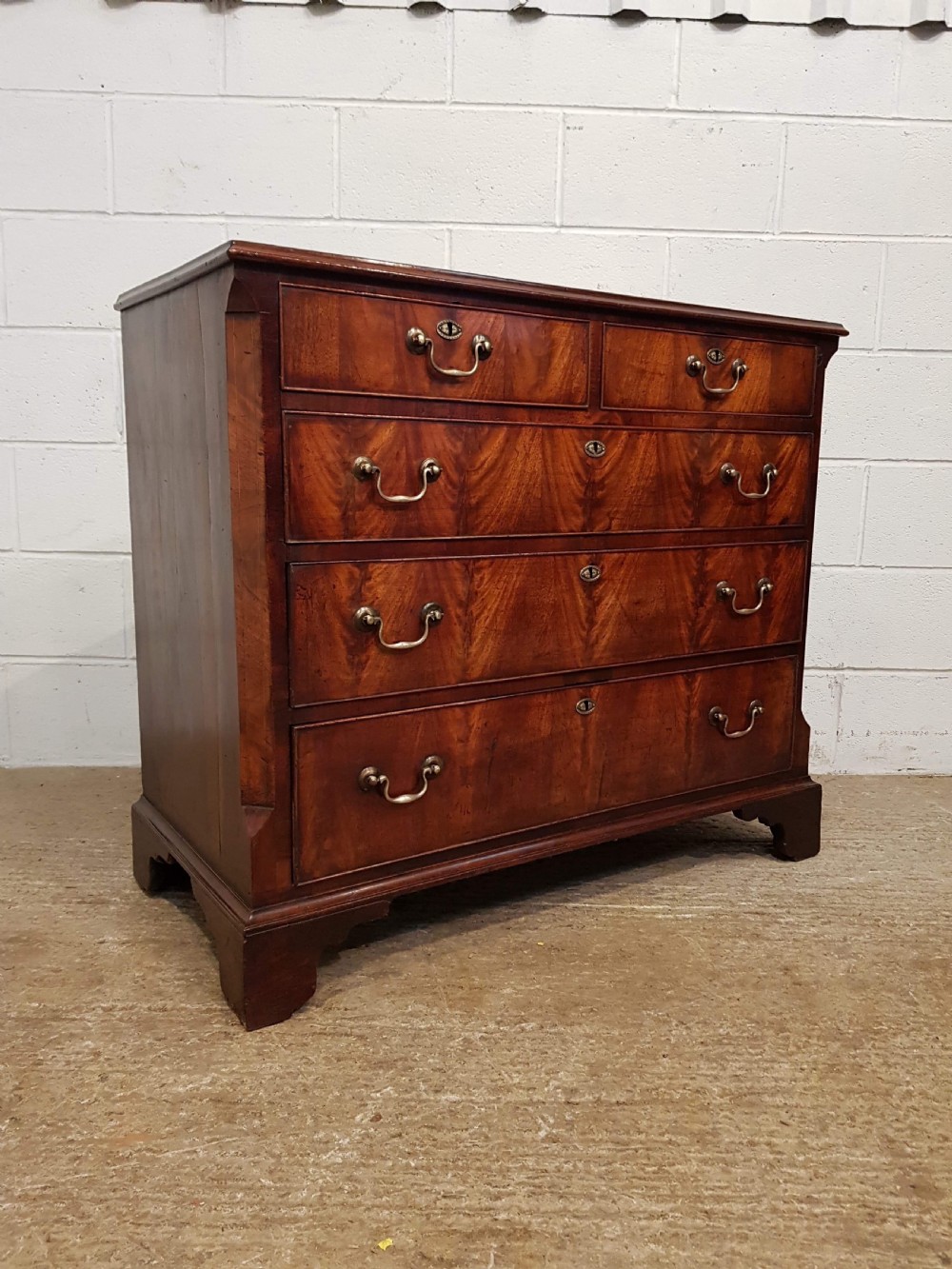 ANTIQUE 18TH CENTURY GEORGIAN PERIOD MAHOGANY CHEST OF DRAWERS C1780 View VI