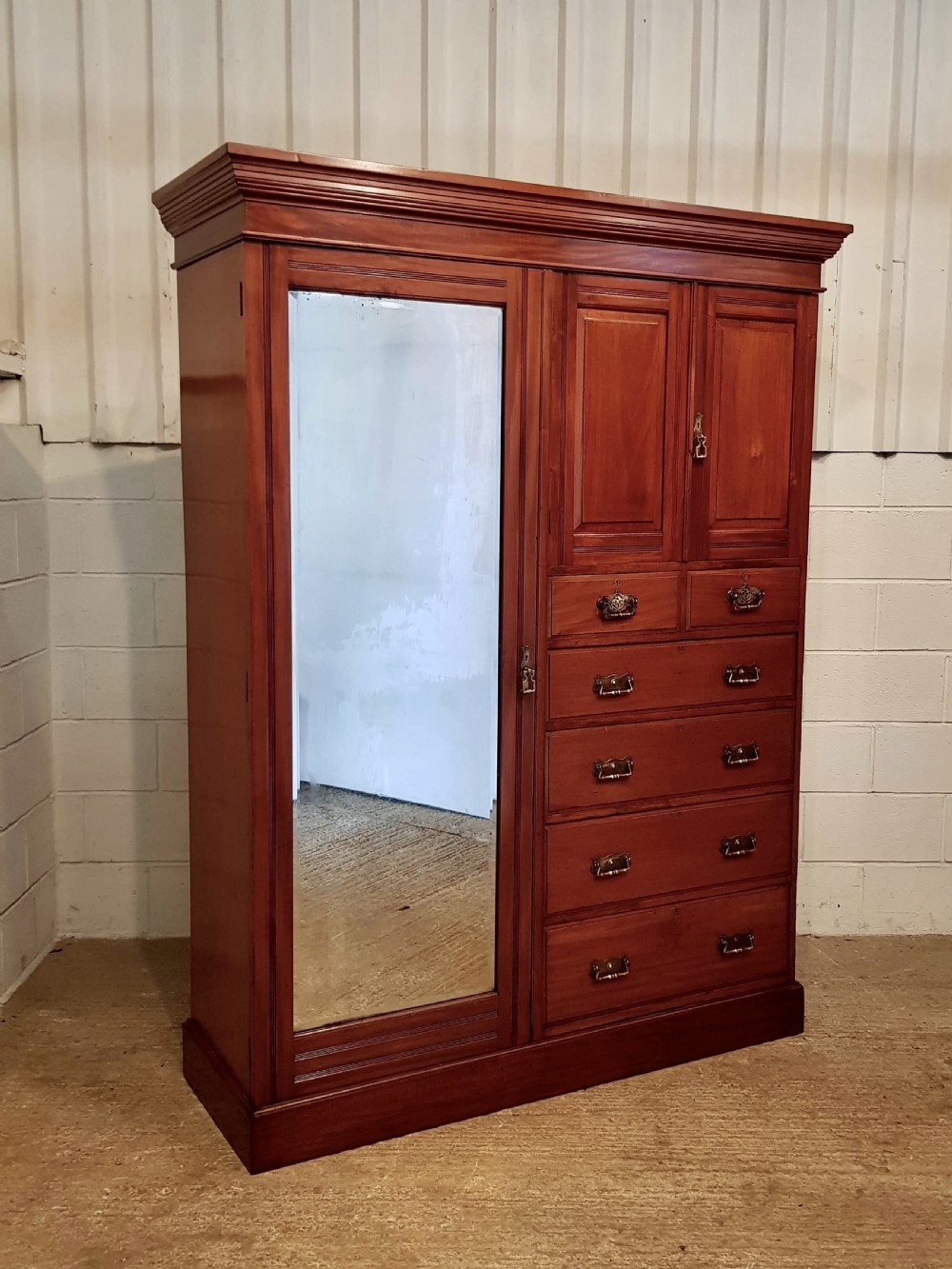 ANTIQUE LATE VICTORIAN WALNUT COMBINATION WARDROBE C1890 View III