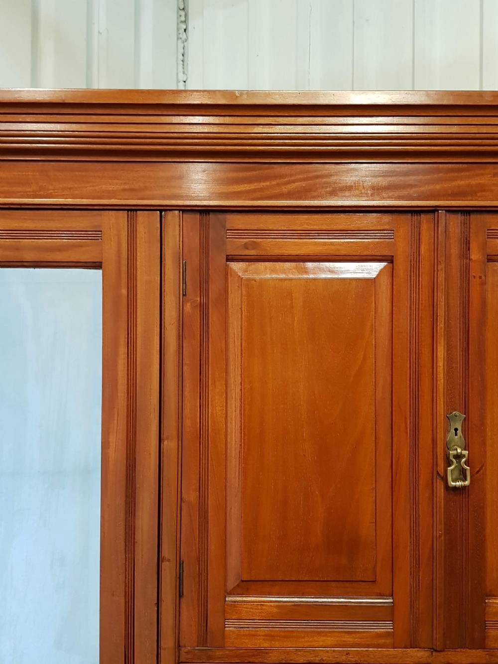 ANTIQUE LATE VICTORIAN WALNUT COMBINATION WARDROBE C1890 View IV