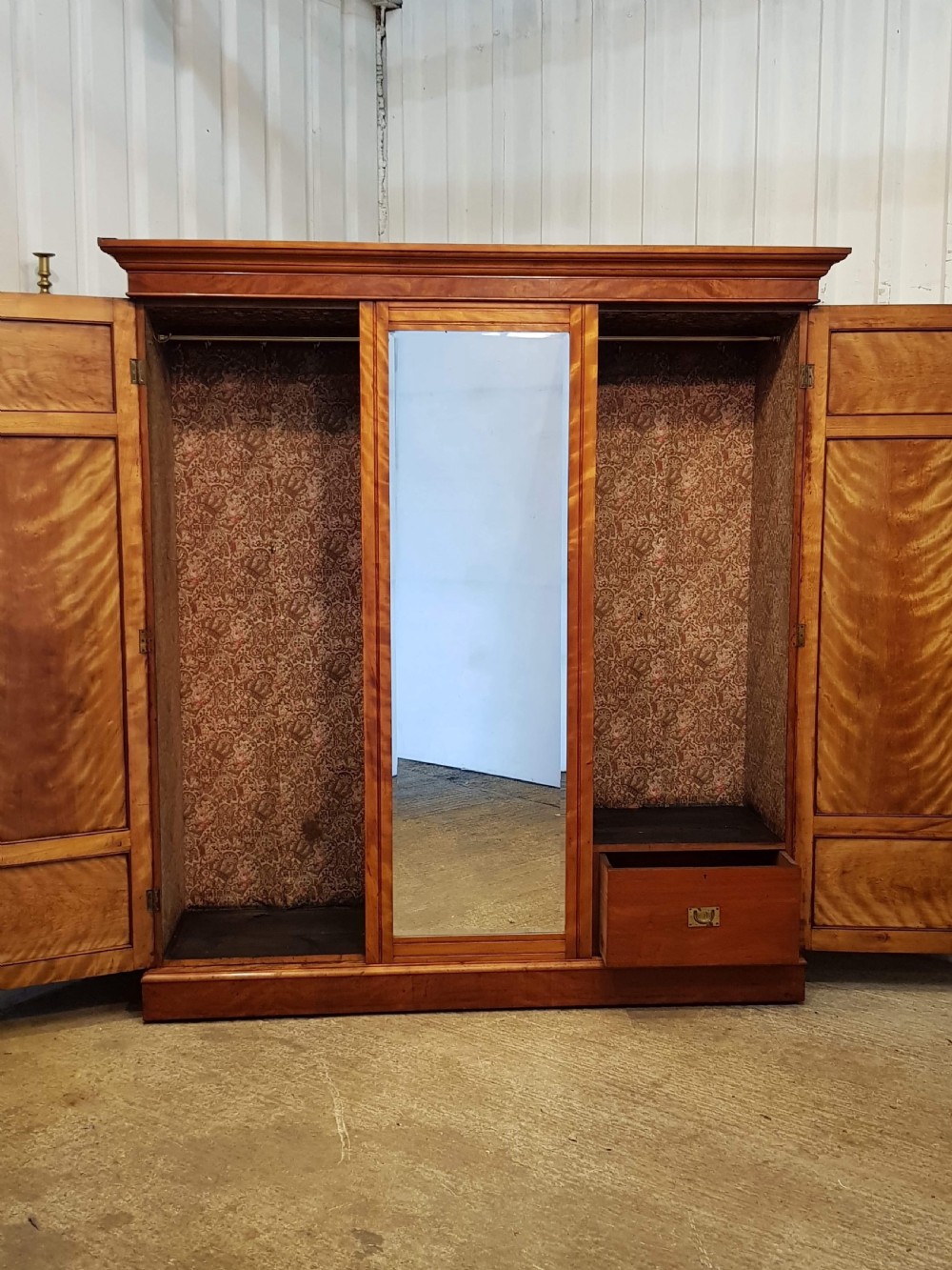 ANTIQUE LATE VICTORIAN SATINWOOD TRIPLE WARDROBE C1890  View V