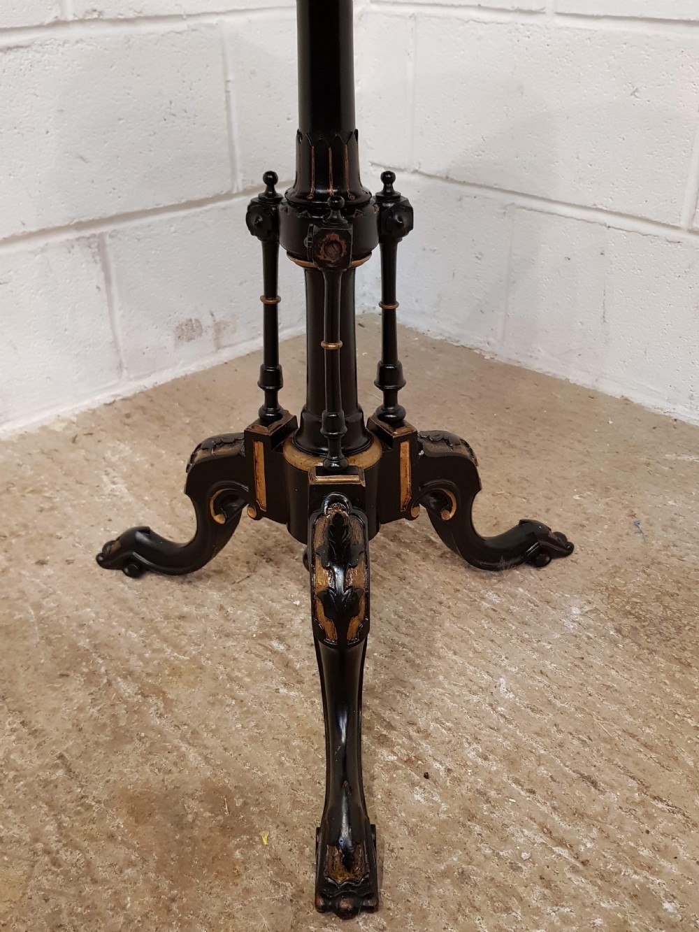 ANTIQUE VICTORIAN AESTHETIC  GLASS TOPPED GYPSY TABLE C1880 View IV