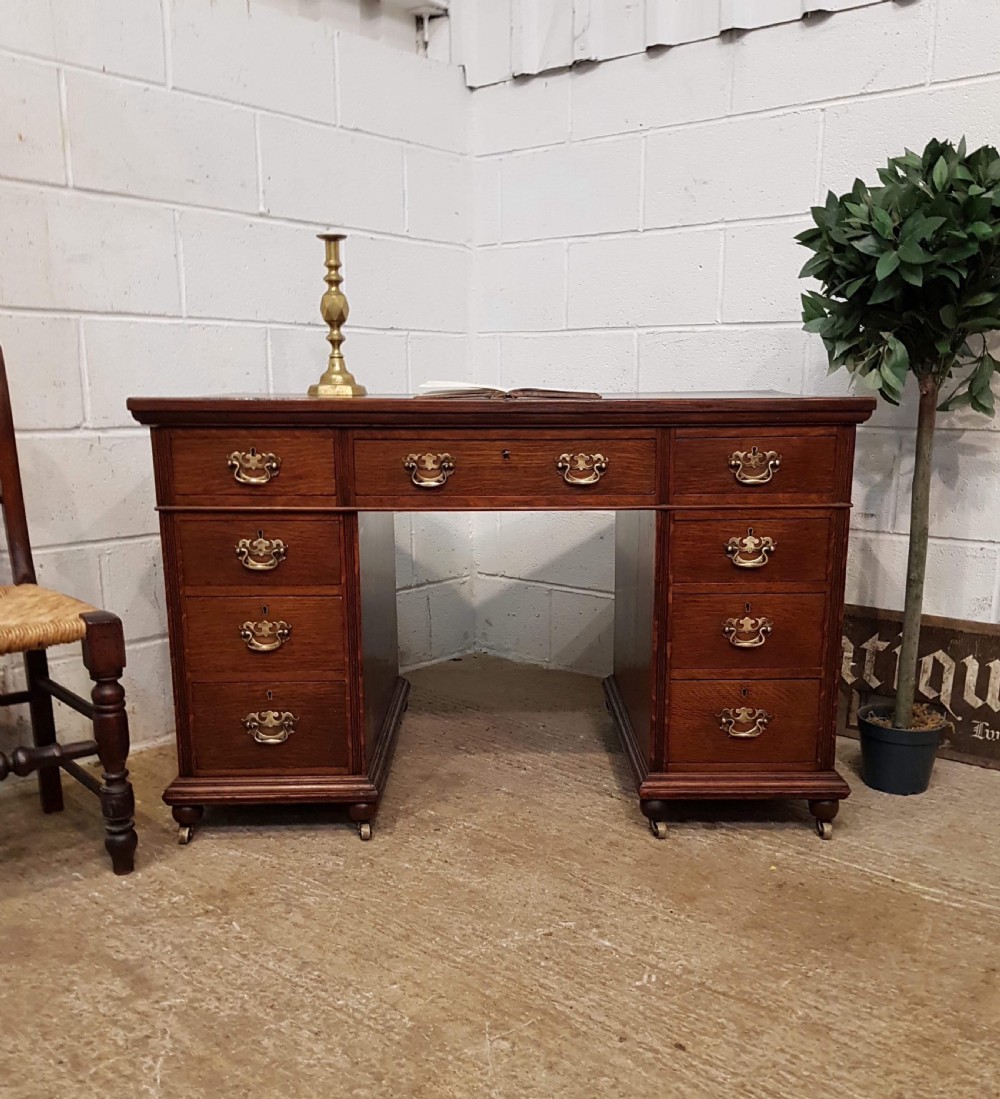 ANTIQUE VICTORIAN OAK TWIN PEDASTAL DESK  c1880