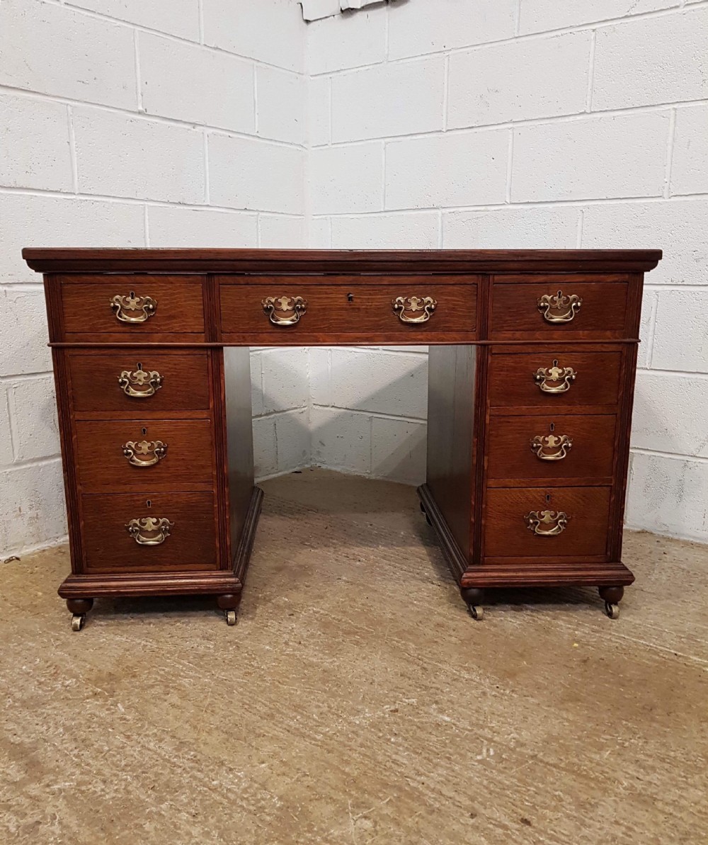 ANTIQUE VICTORIAN OAK TWIN PEDASTAL DESK  c1880 View VI