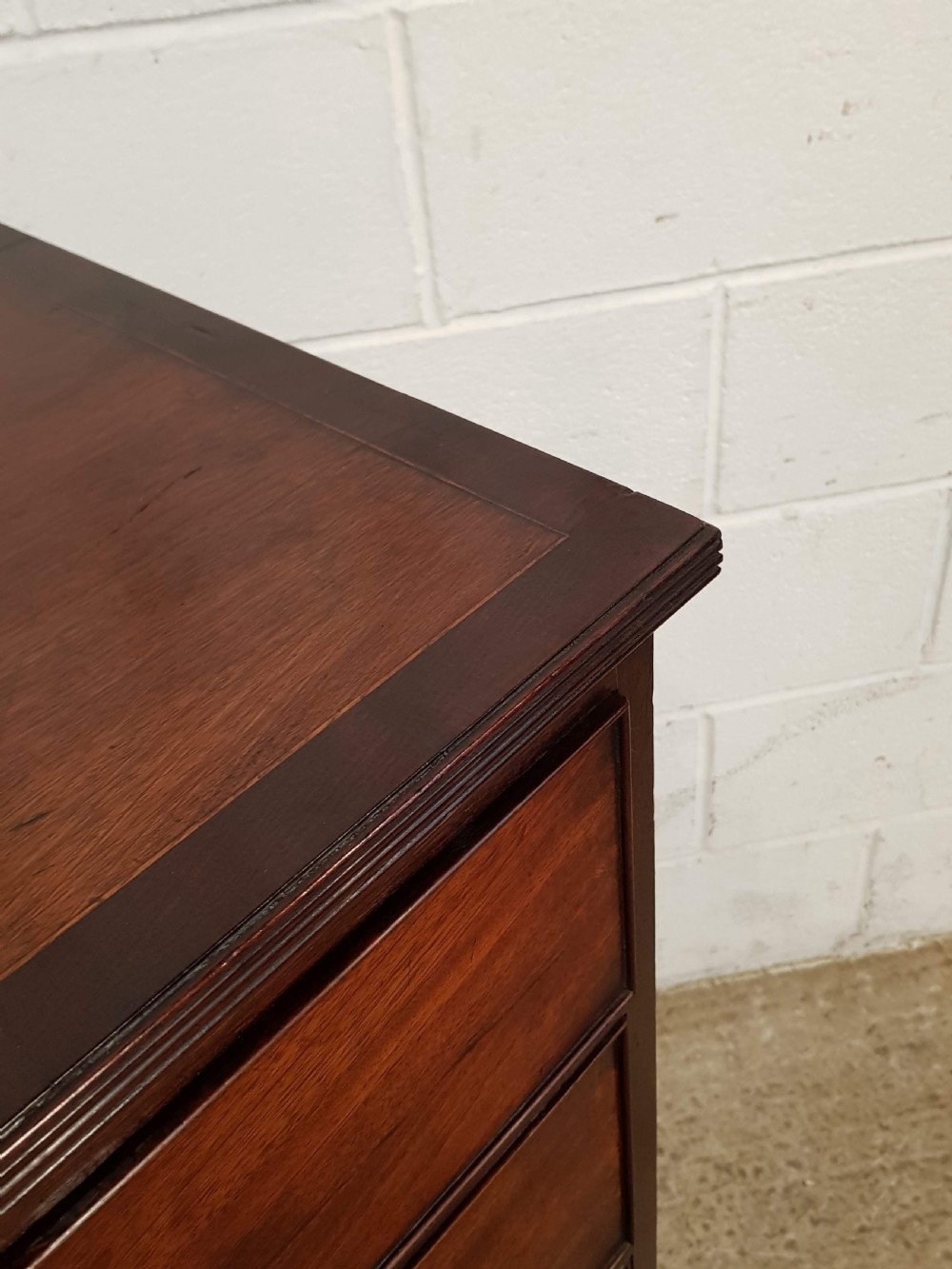 ANTIQUE 18TH CENTURY PERIOD MAHOGANY CHEST OF DRAWERS C1780 View III