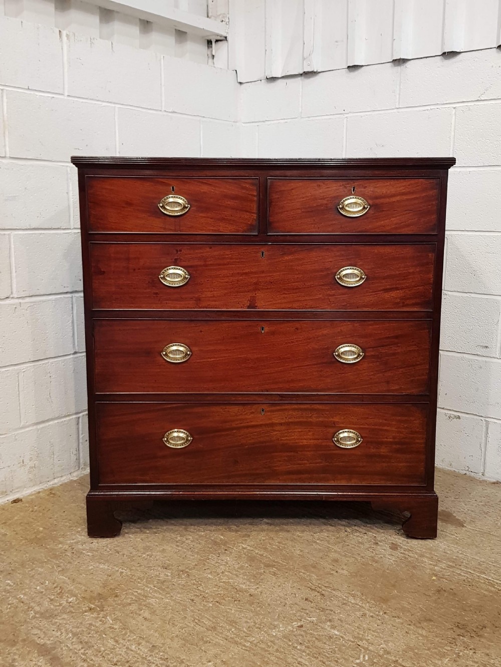 ANTIQUE 18TH CENTURY PERIOD MAHOGANY CHEST OF DRAWERS C1780 View IV