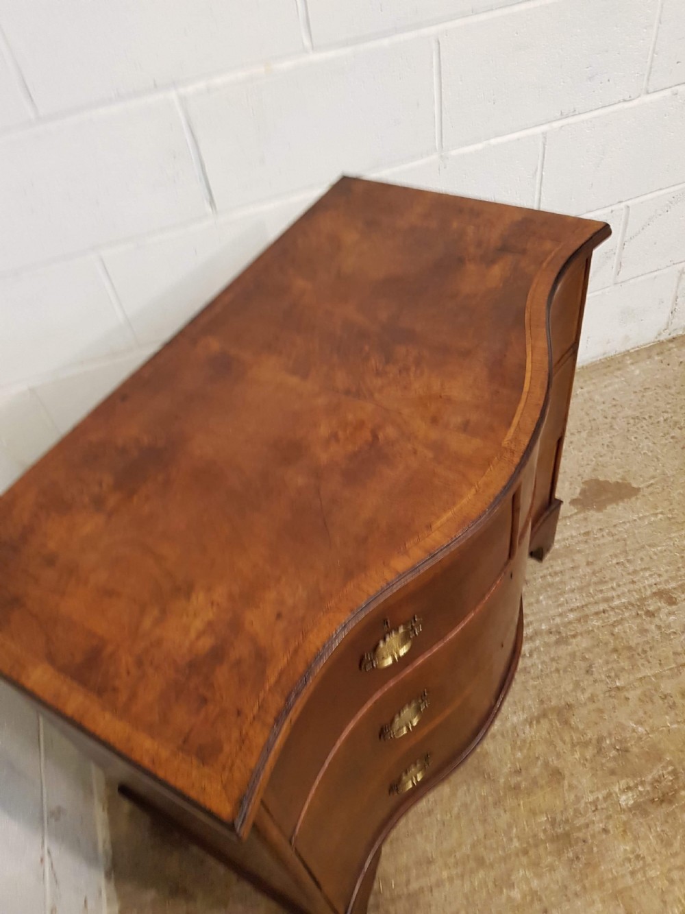 ANTIQUE EDWARDIAN WALNUT SERPENTINE CHEST OF DRAWERS C1900 View V