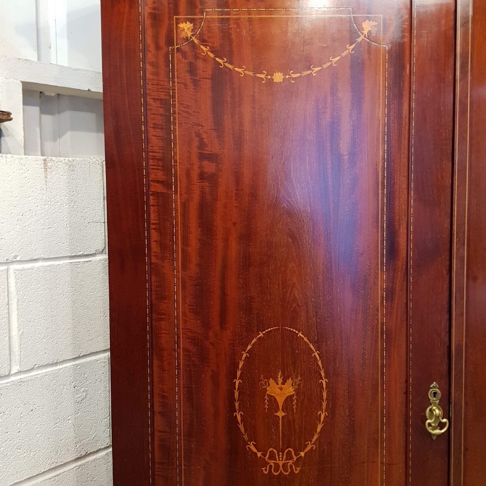 ANTIQUE EDWARDIAN MAHOGANY INLAID TRIPLE WARDROBE C1900 View VI