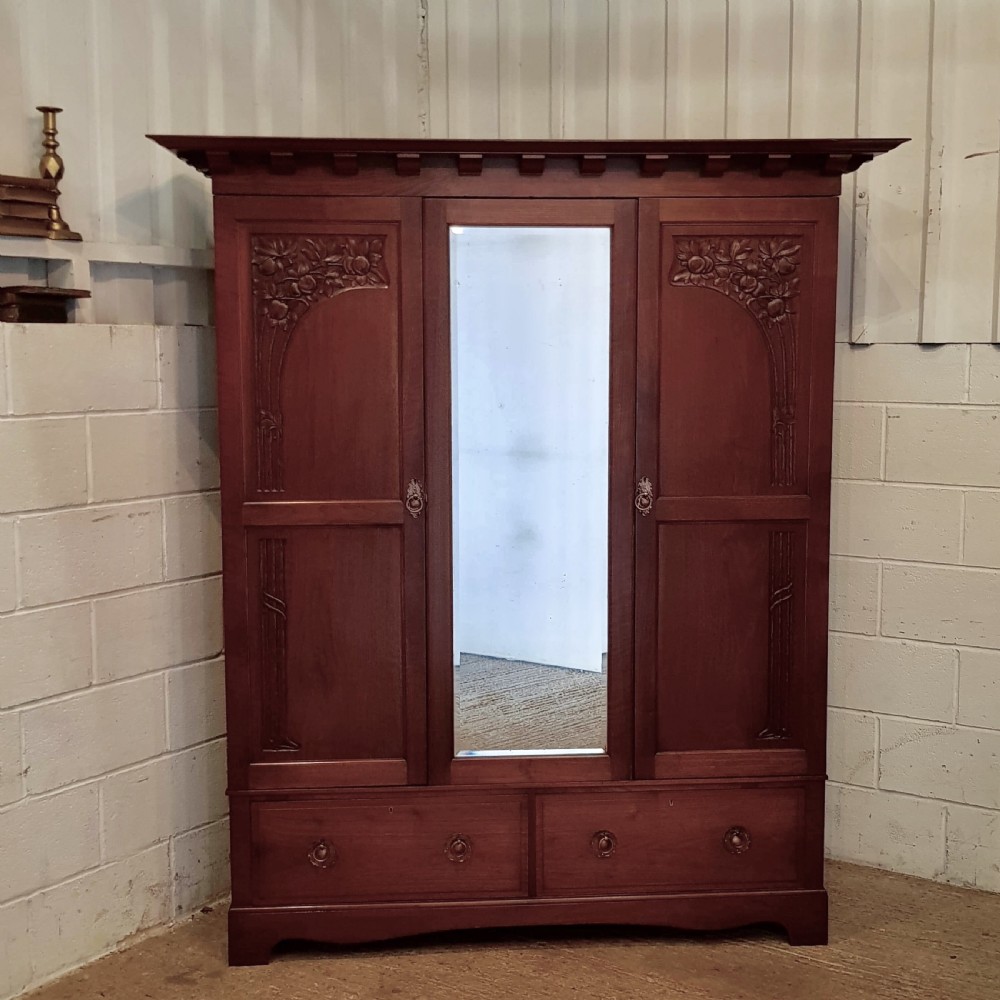 ANTIQUE ARTS & CRAFTS WALNUT TRIPLE WARDROBE C1890 View III