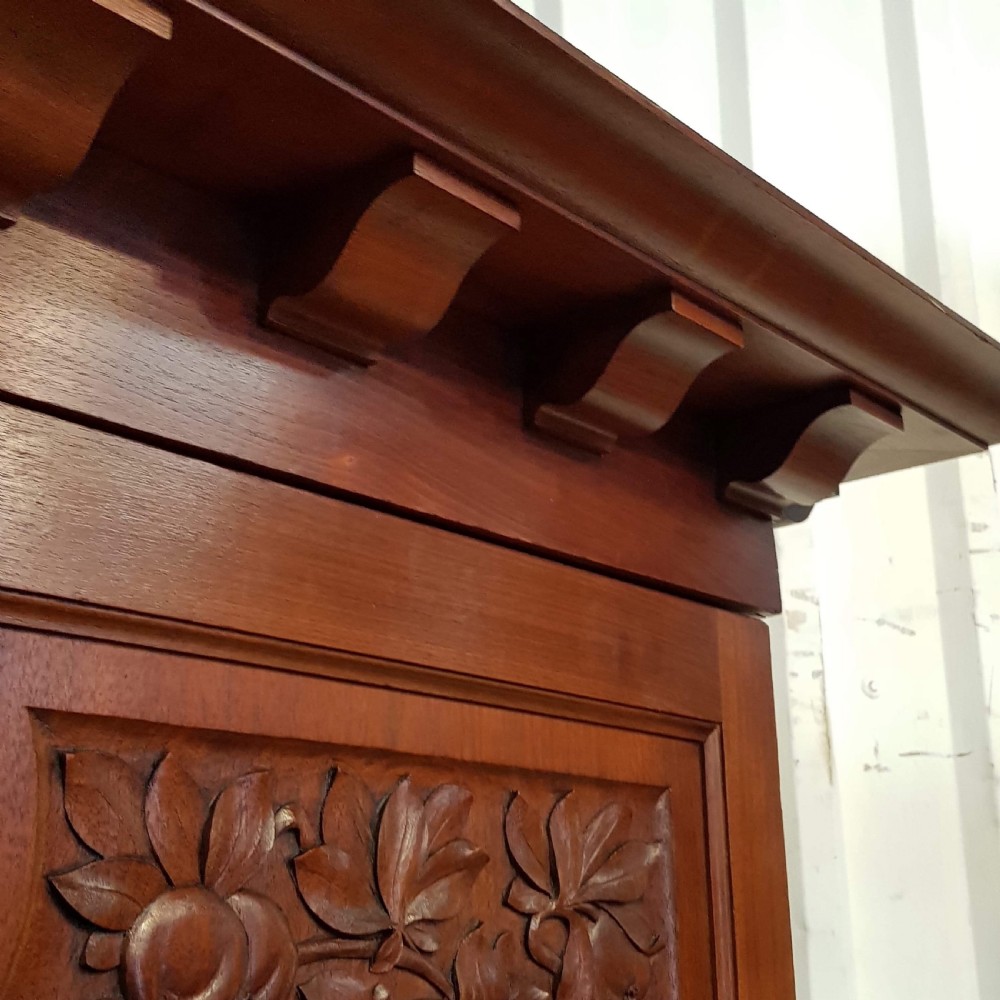 ANTIQUE ARTS & CRAFTS WALNUT TRIPLE WARDROBE C1890 View VI