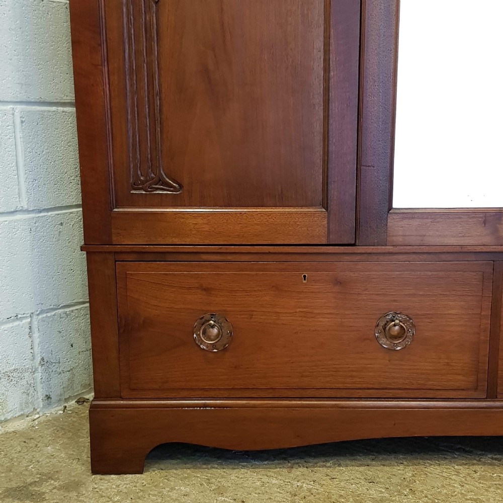 ANTIQUE ARTS & CRAFTS WALNUT TRIPLE WARDROBE C1890 View VII