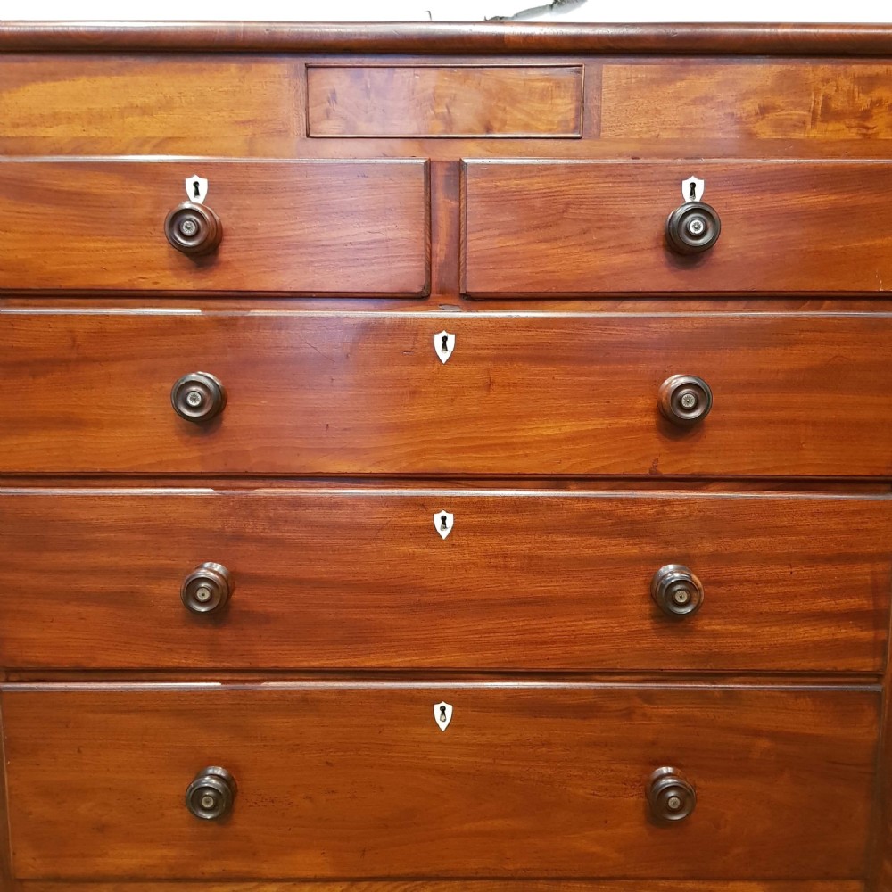 ANTIQUE WILLIAM 1V MAHOGANY CHEST OF DRAWERS  WITH SECRET DRAWER. C1830 View V