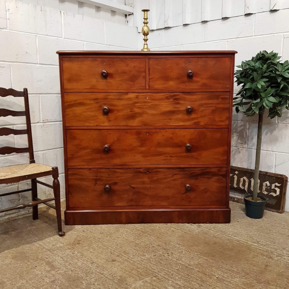 ANTIQUE VICTORIAN MAHOGANY CHEST OF DRAWERS C1880