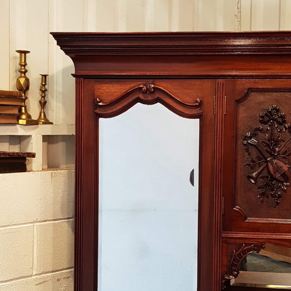 ANTIQUE LATE VICTORIAN MAHOGANY PRINCESS TRIPLE WARDROBE COMPACTUM C1890 View III