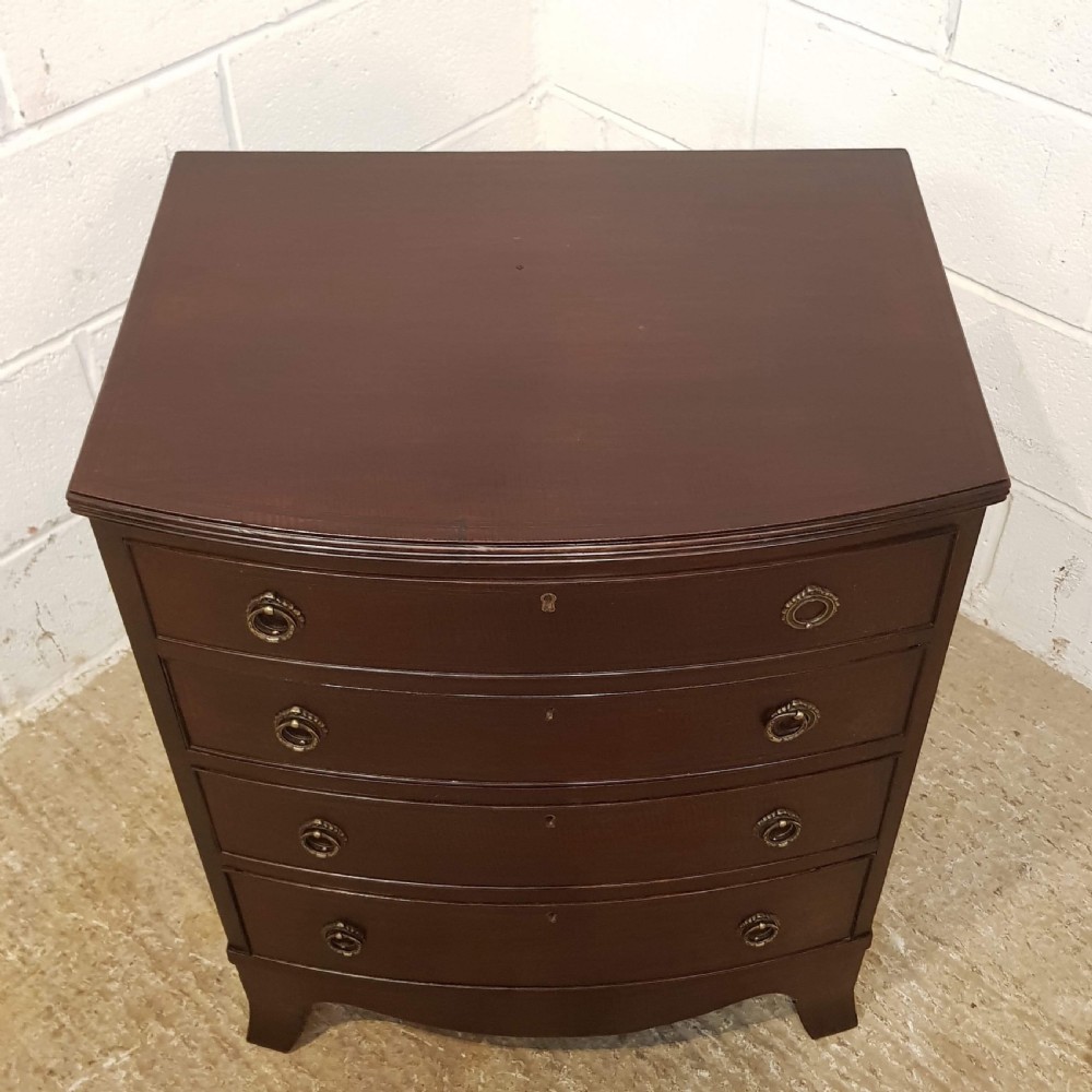 ANTIQUE EDWARDIAN MAHOGANY SMALL BOW FRONT CHEST OF DRAWERS C1900 View II
