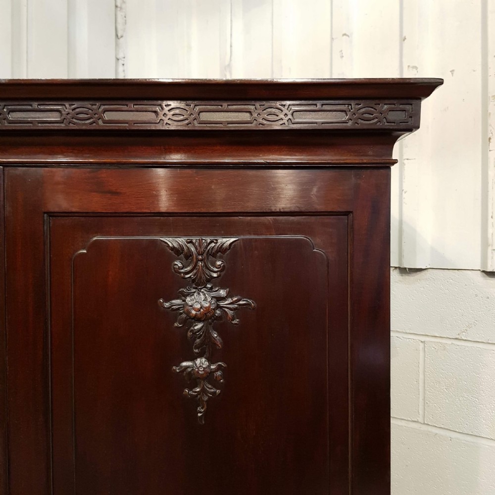 ANTIQUE EDWARDIAN CHIPPENDALE CUBAN MAHOGANY DOUBLE WARDROBE C1900 View III