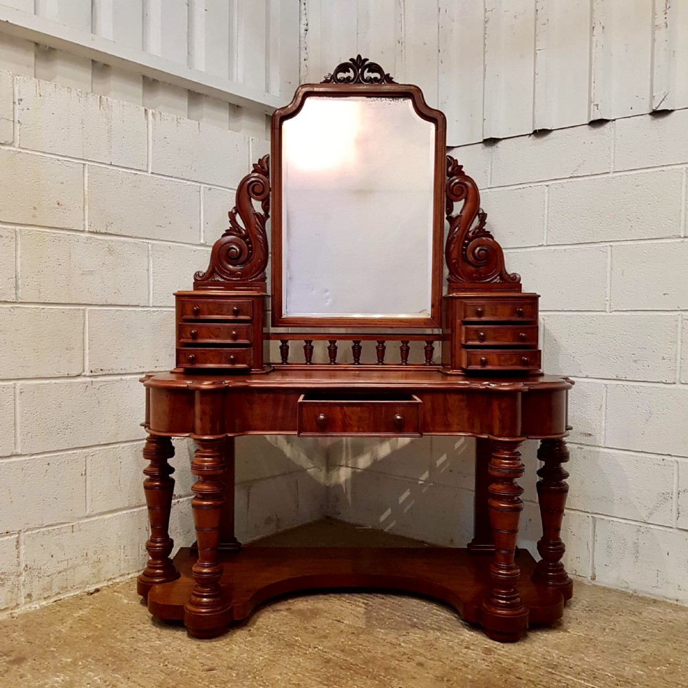 ANTIQUE VICTORIAN MAHOGANY DUCHESS DRESSING TABLE C1860  View V