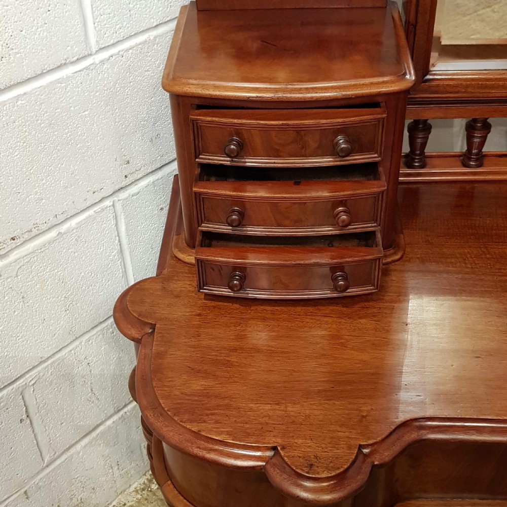 ANTIQUE VICTORIAN MAHOGANY DUCHESS DRESSING TABLE C1860  View VIII