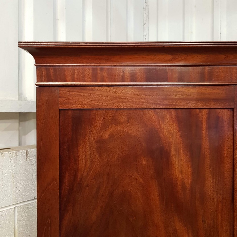 ANTIQUE GEORGIAN MAHOGANY DOUBLE WARDROBE C1780 View III