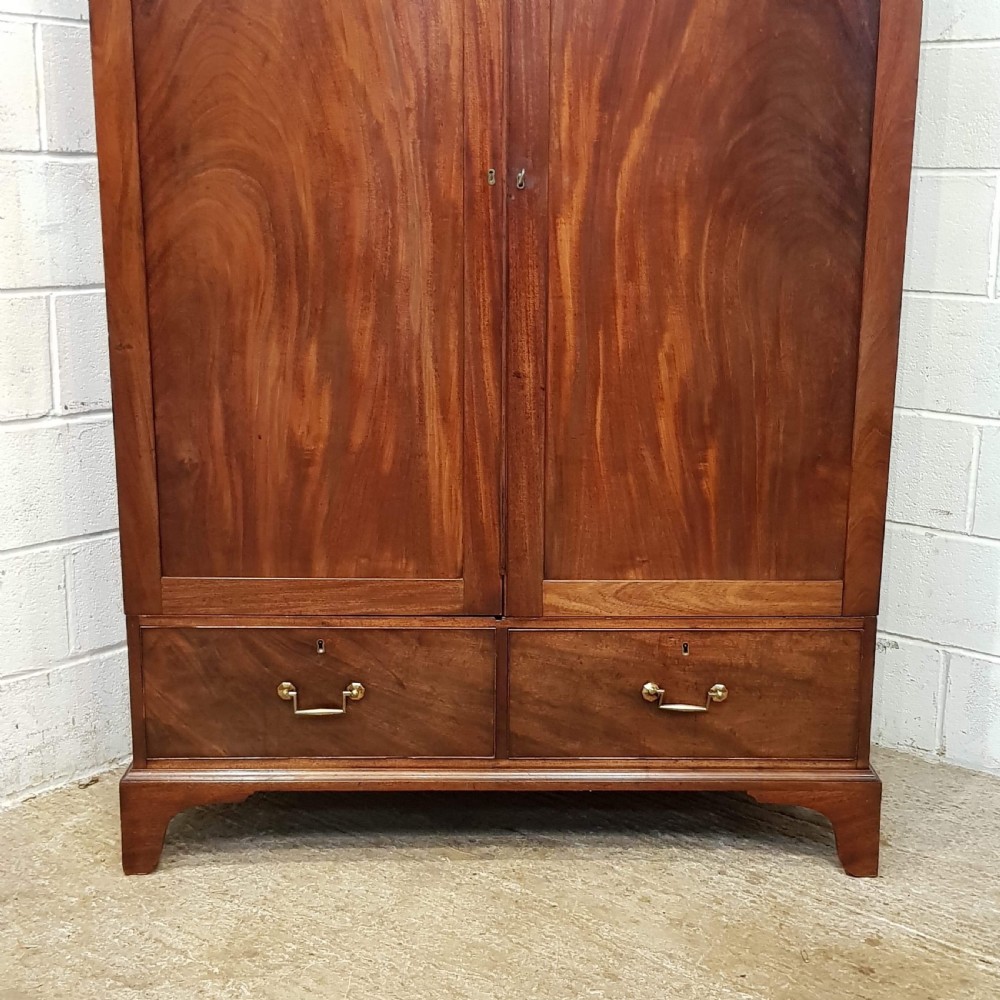 ANTIQUE GEORGIAN MAHOGANY DOUBLE WARDROBE C1780 View VI