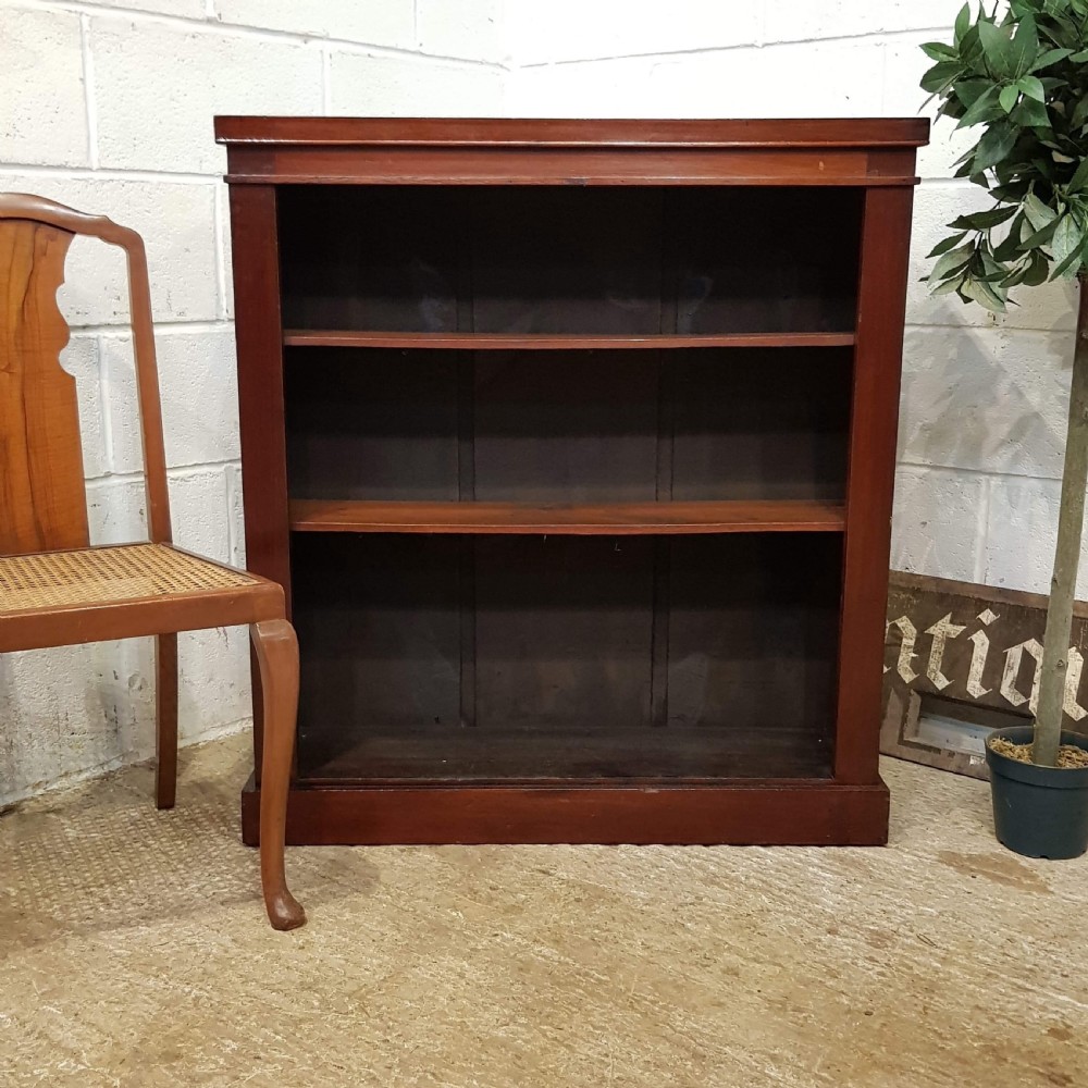 ANTIQUE SMALL VICTORIAN MAHOGANY OPEN BOOKCASE C1880