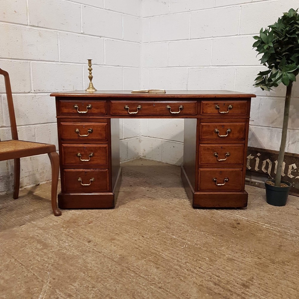 ANTIQUE LATE VICTORIAN MAHOGANY TWIN PEDESTAL DESK C1890 View II