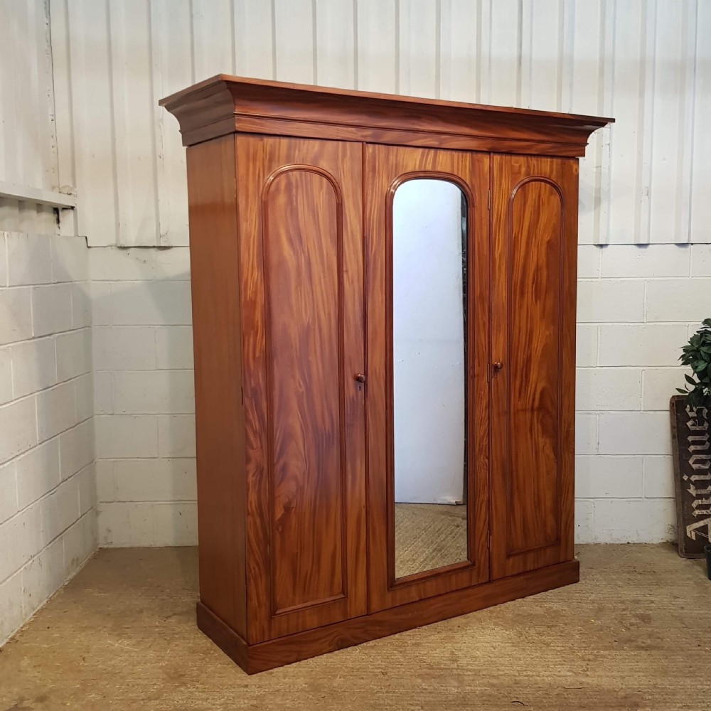 ANTIQUE SMALL VICTORIAN MAHOGANY TRIPLE WARDROBE COMPACTUM C1880 View II