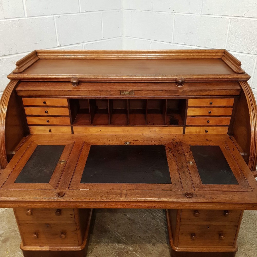 ANTIQUE LARGE VICTORIAN OAK CYLINDER TOP PEDESTAL DESK C1880 View IX
