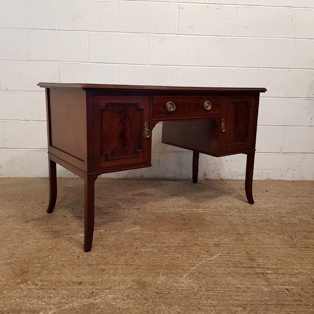 ANTIQUE MAHOGANY SHERATON LEATHER TOPPED DESK C1920 View IV