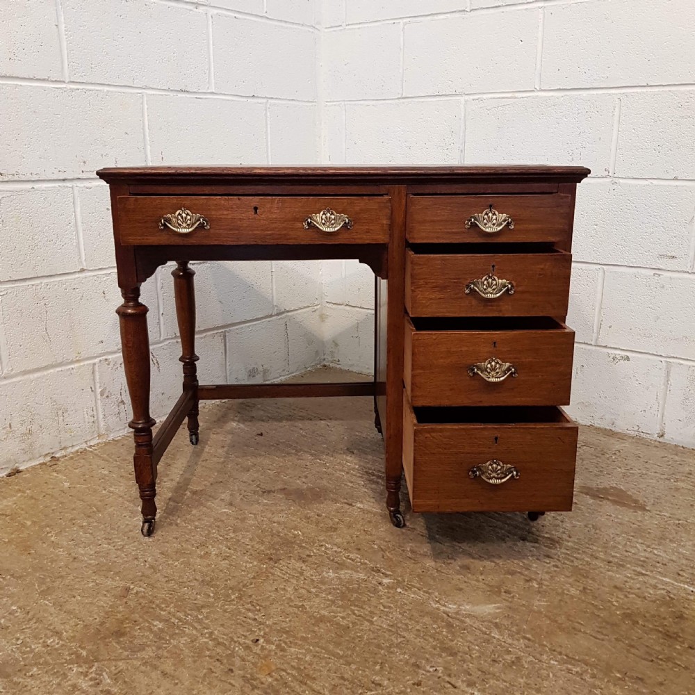 ANTIQUE EDWARDIAN OAK LEATHER TOPPED SINGLE PEDESTAL DESK C1900 View IV