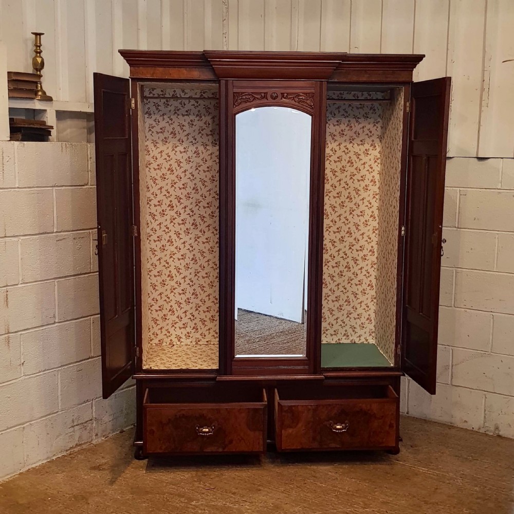 ANTIQUE LATE VICTORIAN MAHOGANY & BURR WALNUT TRIPLE PRINCESS BREAKFRONT WARDROBE C1890 View VI
