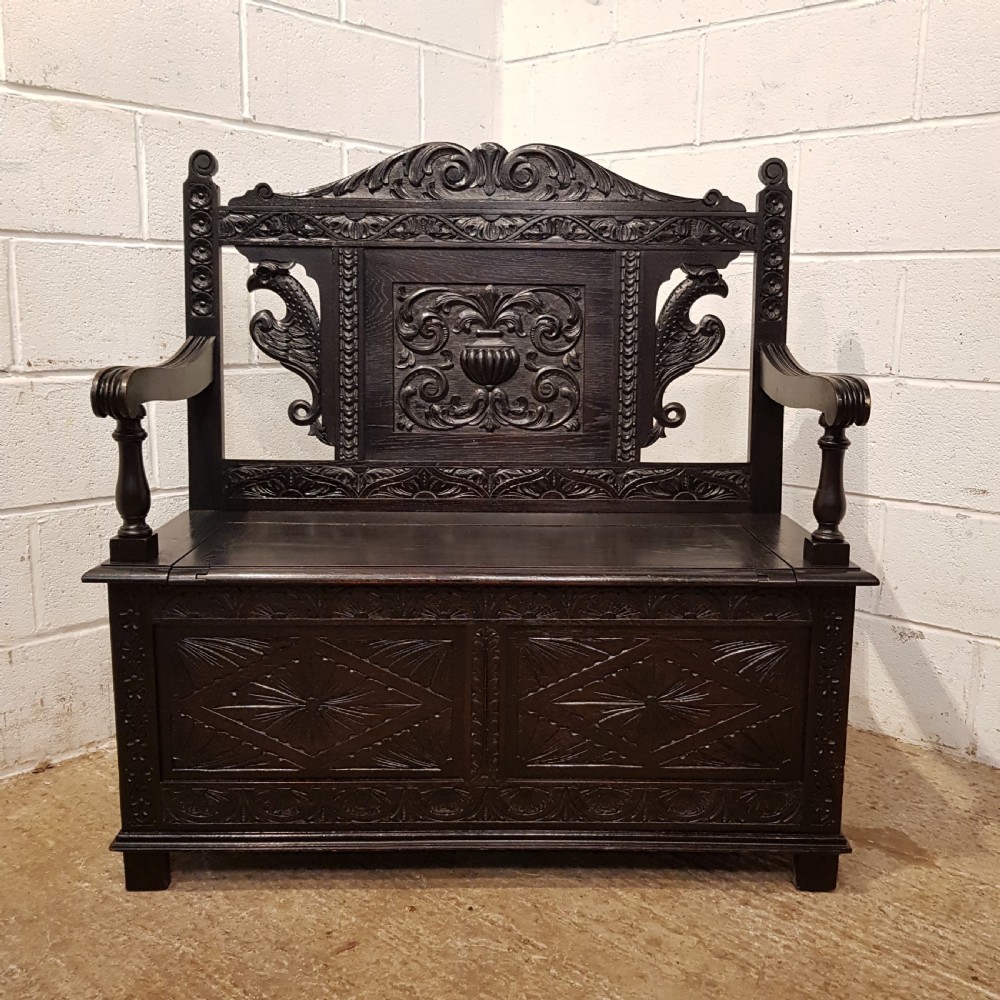 ANTIQUE LATE VICTORIAN CARVED OAK BOX SETTLE C1890