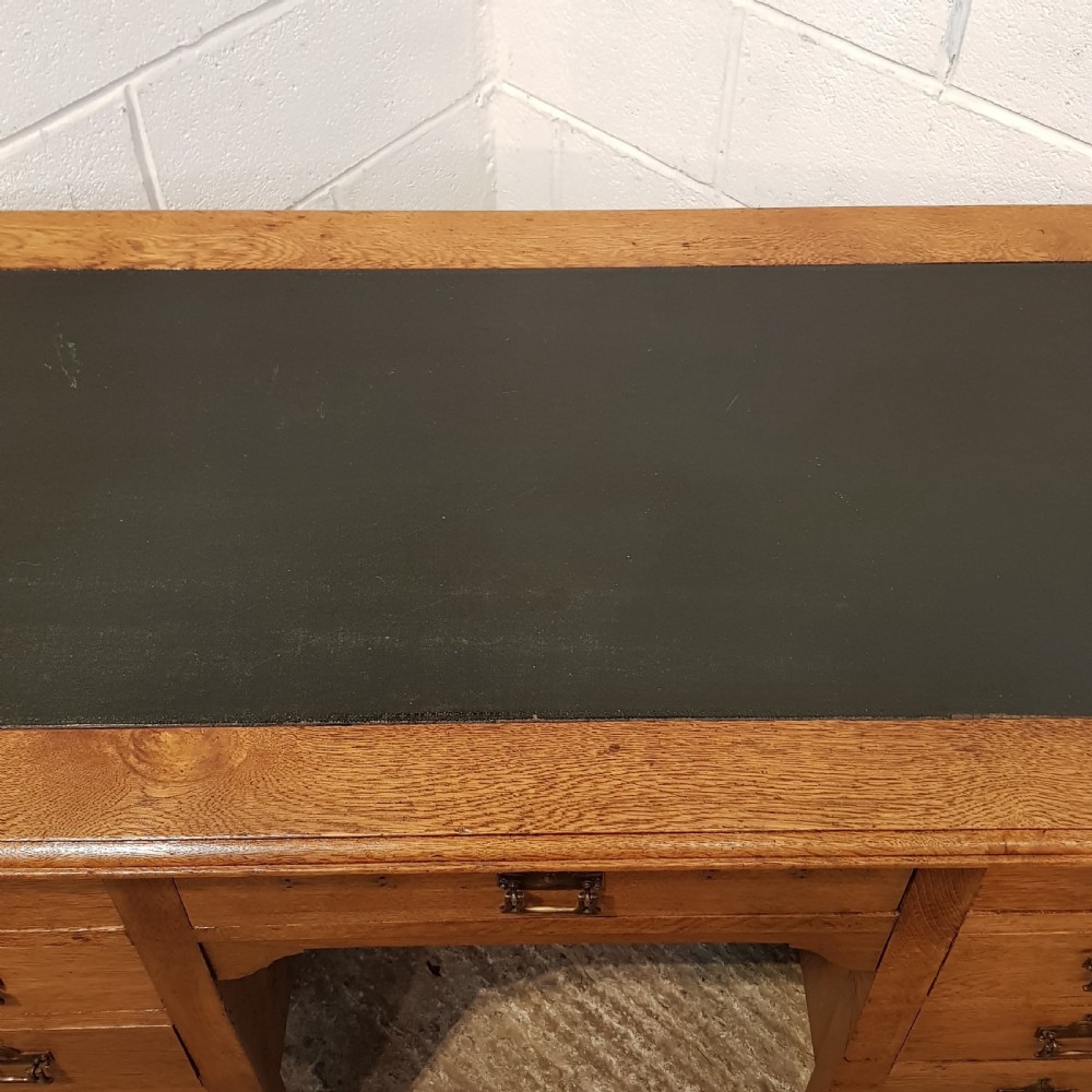 ANTIQUE EDWARDIAN OAK TWIN PEDESTAL DESK C1900 View V