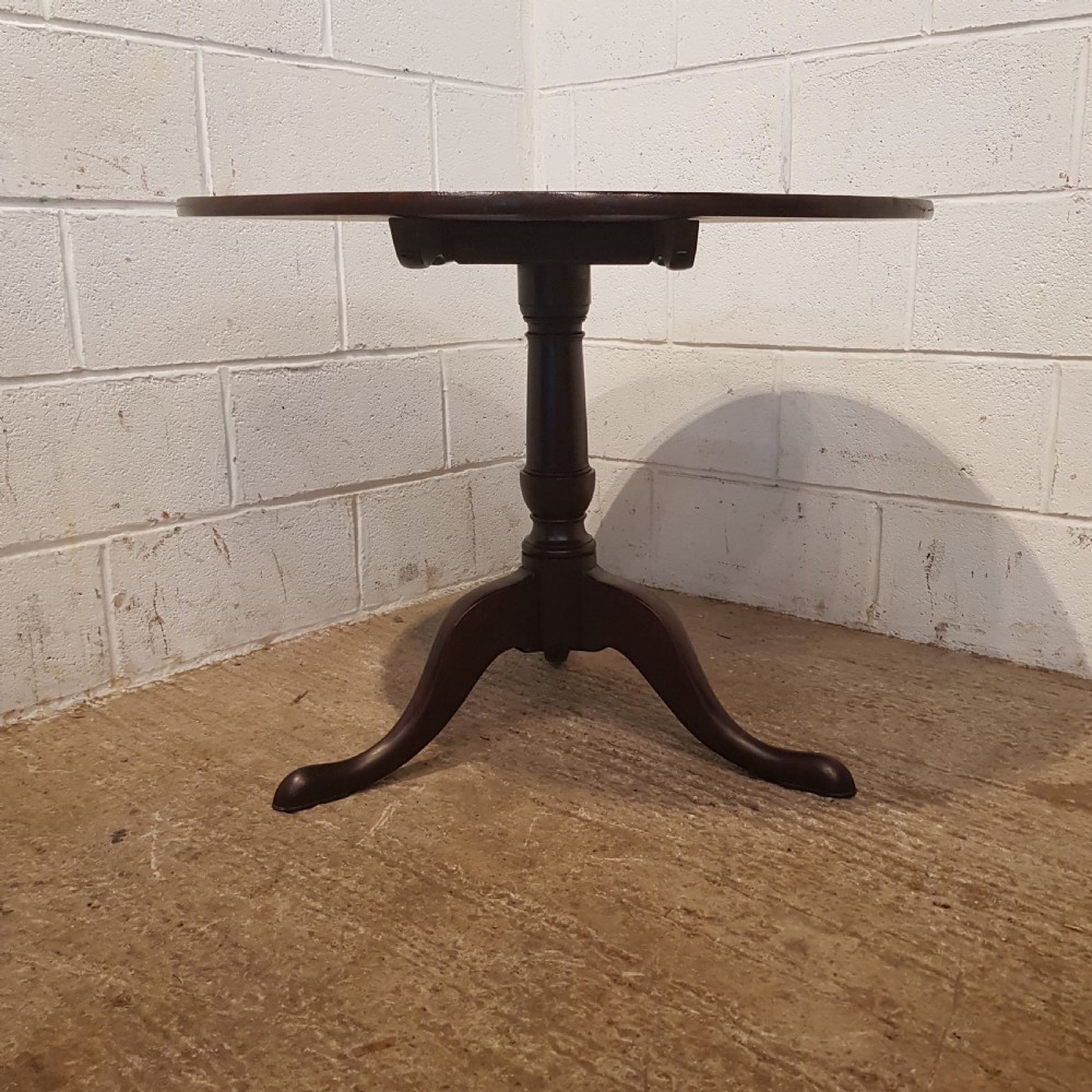 ANTIQUE GEORGIAN MAHOGANY TILT TOP TABLE C1780 View IV