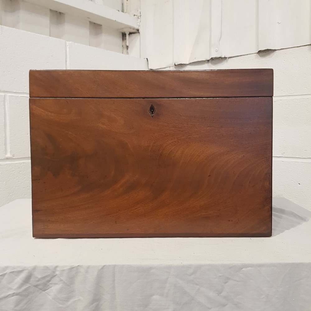 ANTIQUE REGENCY MAHOGANY CELLARETTE BOX C1820  View IV