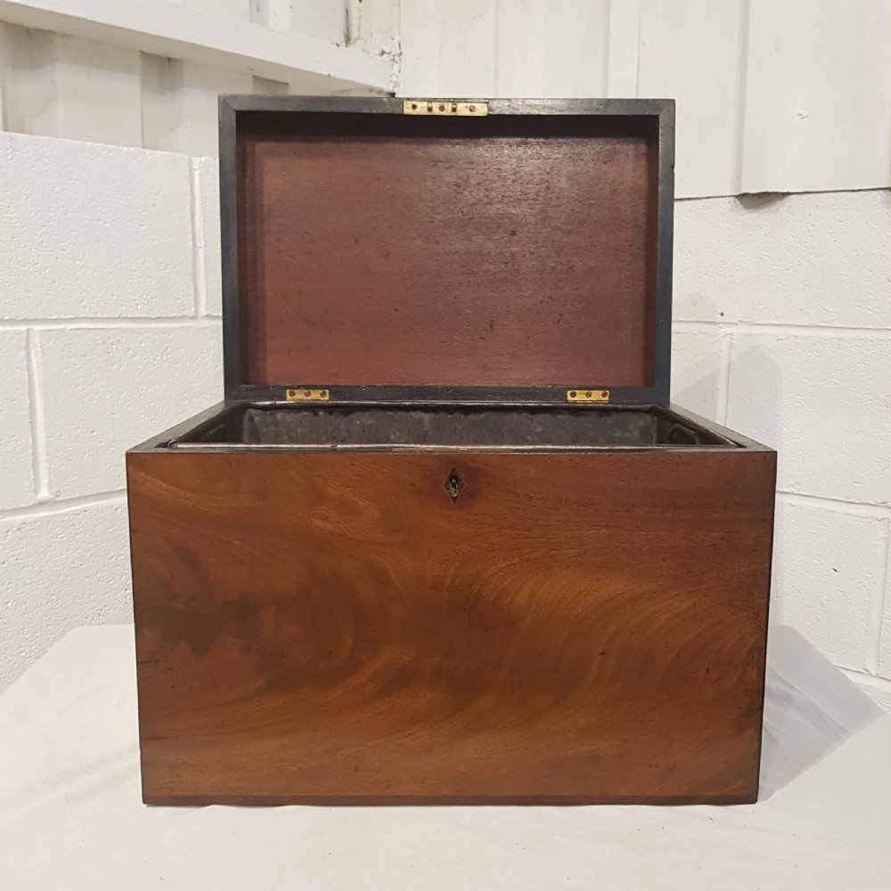 ANTIQUE REGENCY MAHOGANY CELLARETTE BOX C1820  View V