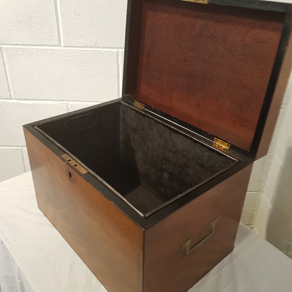ANTIQUE REGENCY MAHOGANY CELLARETTE BOX C1820  View VI