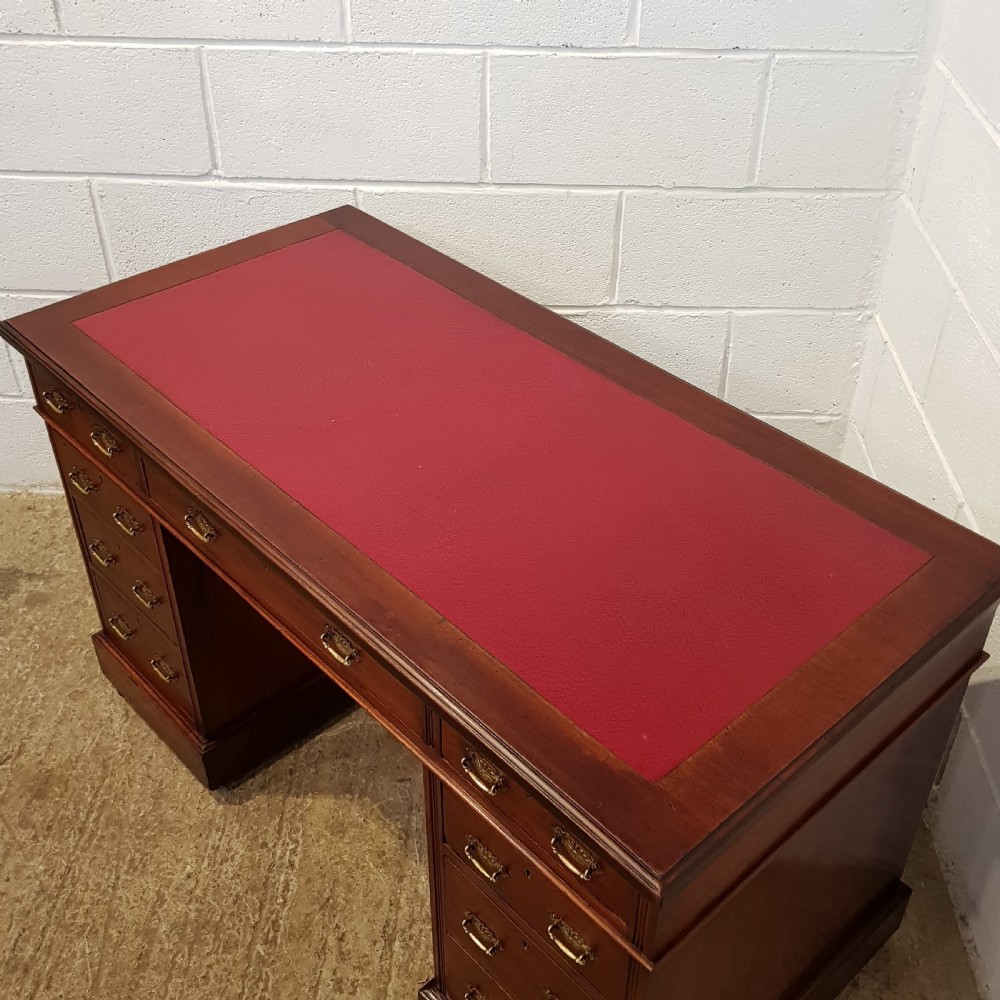 ANTIQUE LATE VICTORIAN MAHOGANY PEDESTAL DESK C1890 View III