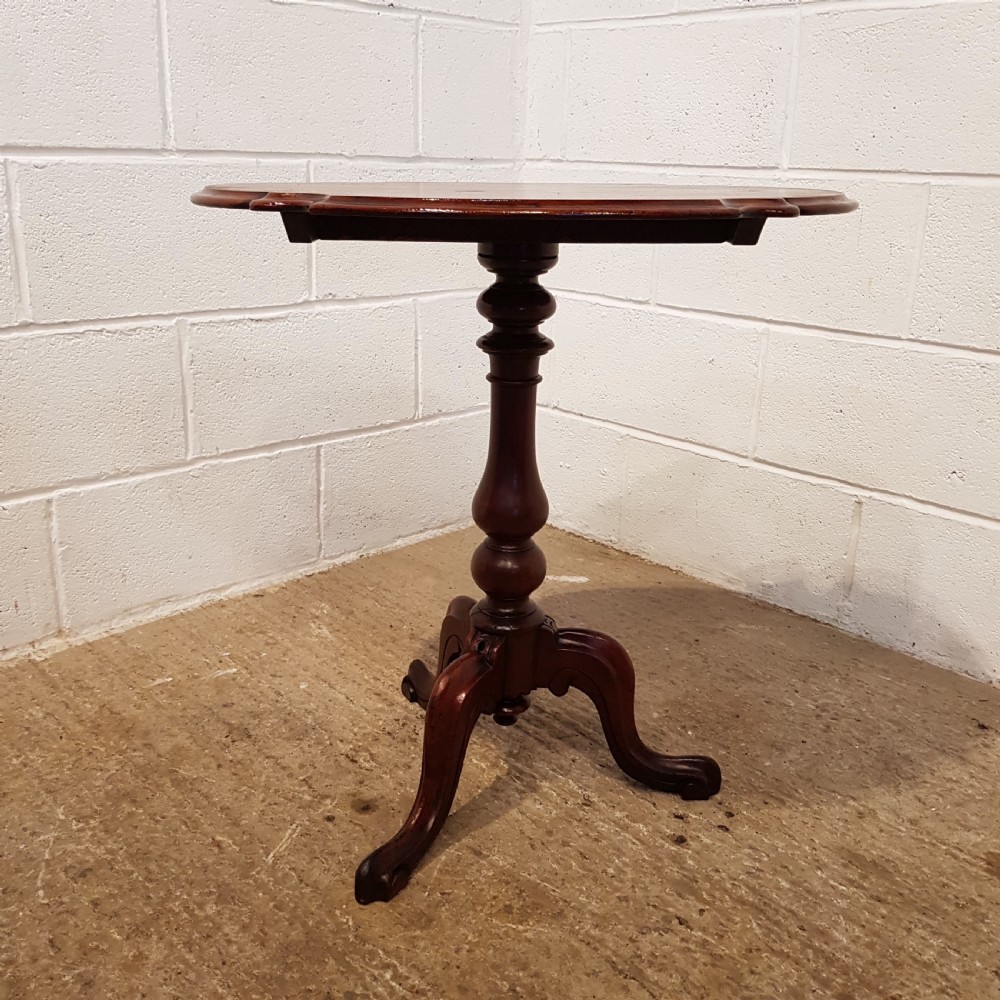 ANTIQUE VICTORIAN MAHOGANY TILT TOP TABLE C1880 View V