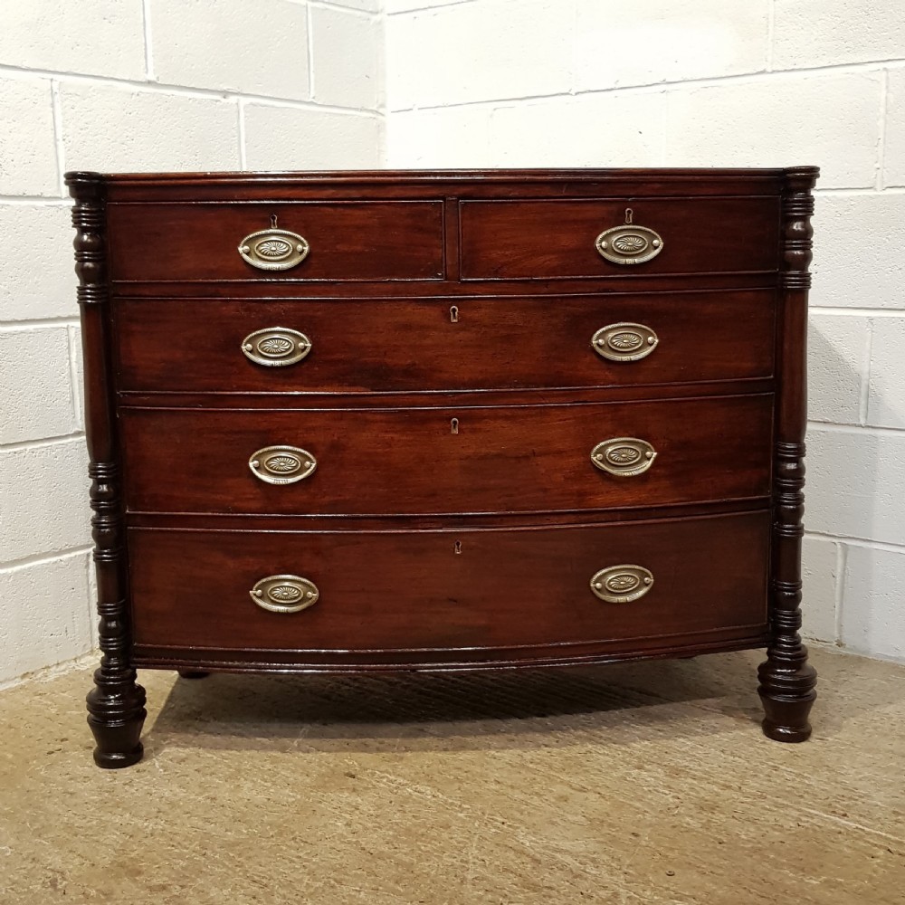 ANTIQUE WILLIAM 1V MAHOGANY BOW FRONT CHEST OF DRAWERS C1830 View III