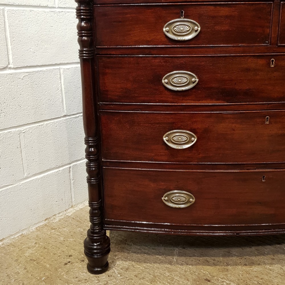 ANTIQUE WILLIAM 1V MAHOGANY BOW FRONT CHEST OF DRAWERS C1830 View VI