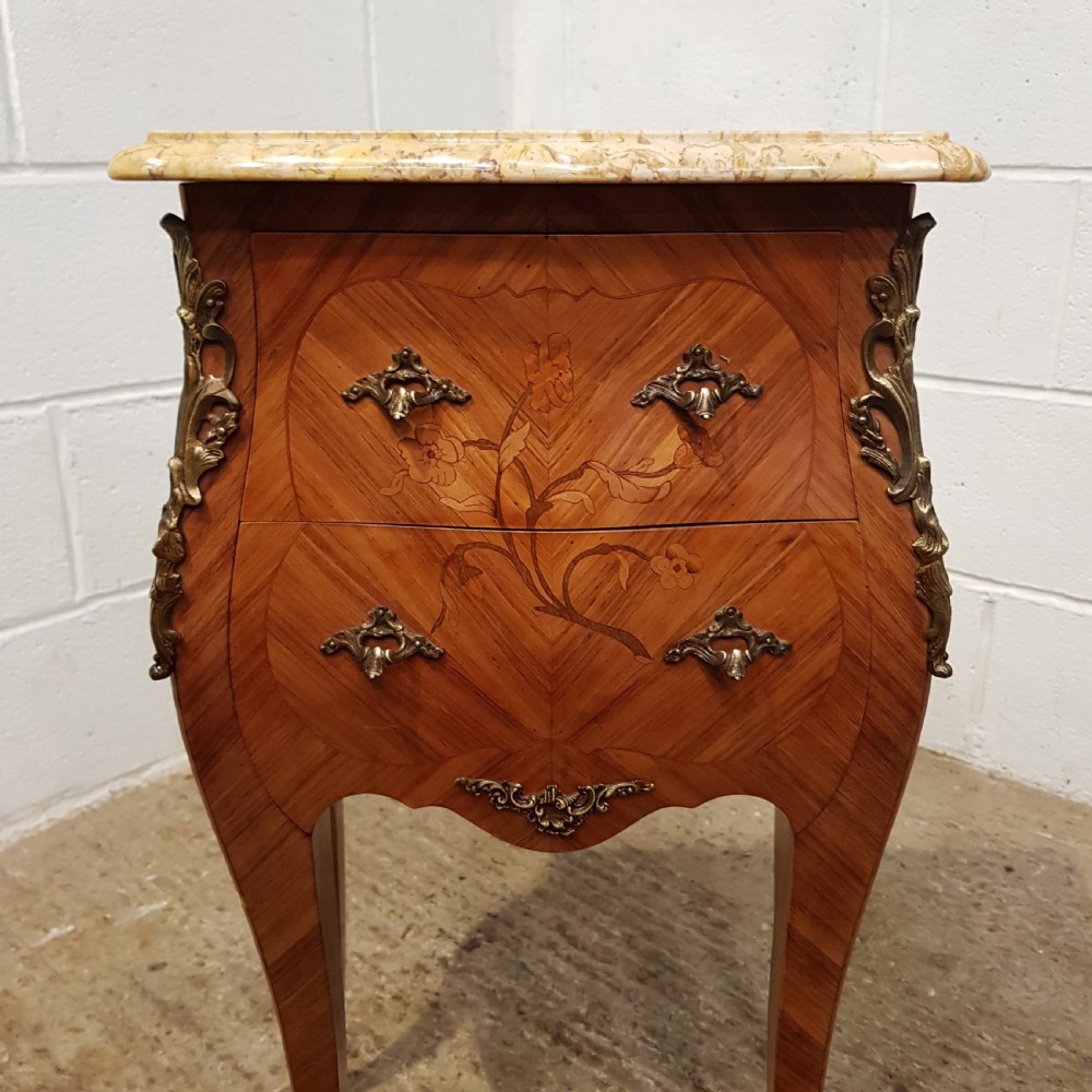 ANTIQUE PAIR ITALIAN MAHOGANY & MARBLE BOMBE  BEDSIDE CHESTS C1920 View II