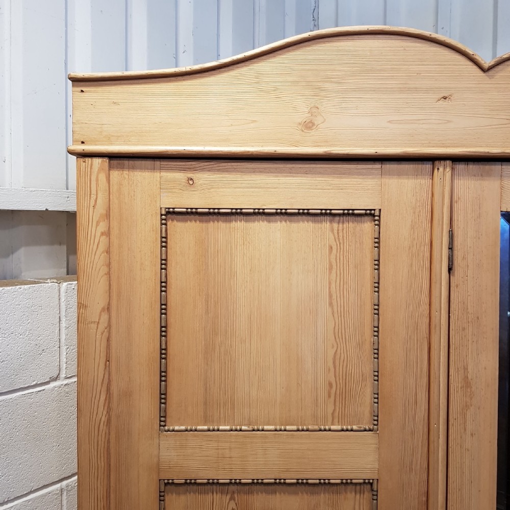 ANTIQUE 19TH CENTURY FLEMISH PINE TRIPLE WARDROBE C1880 View VIII